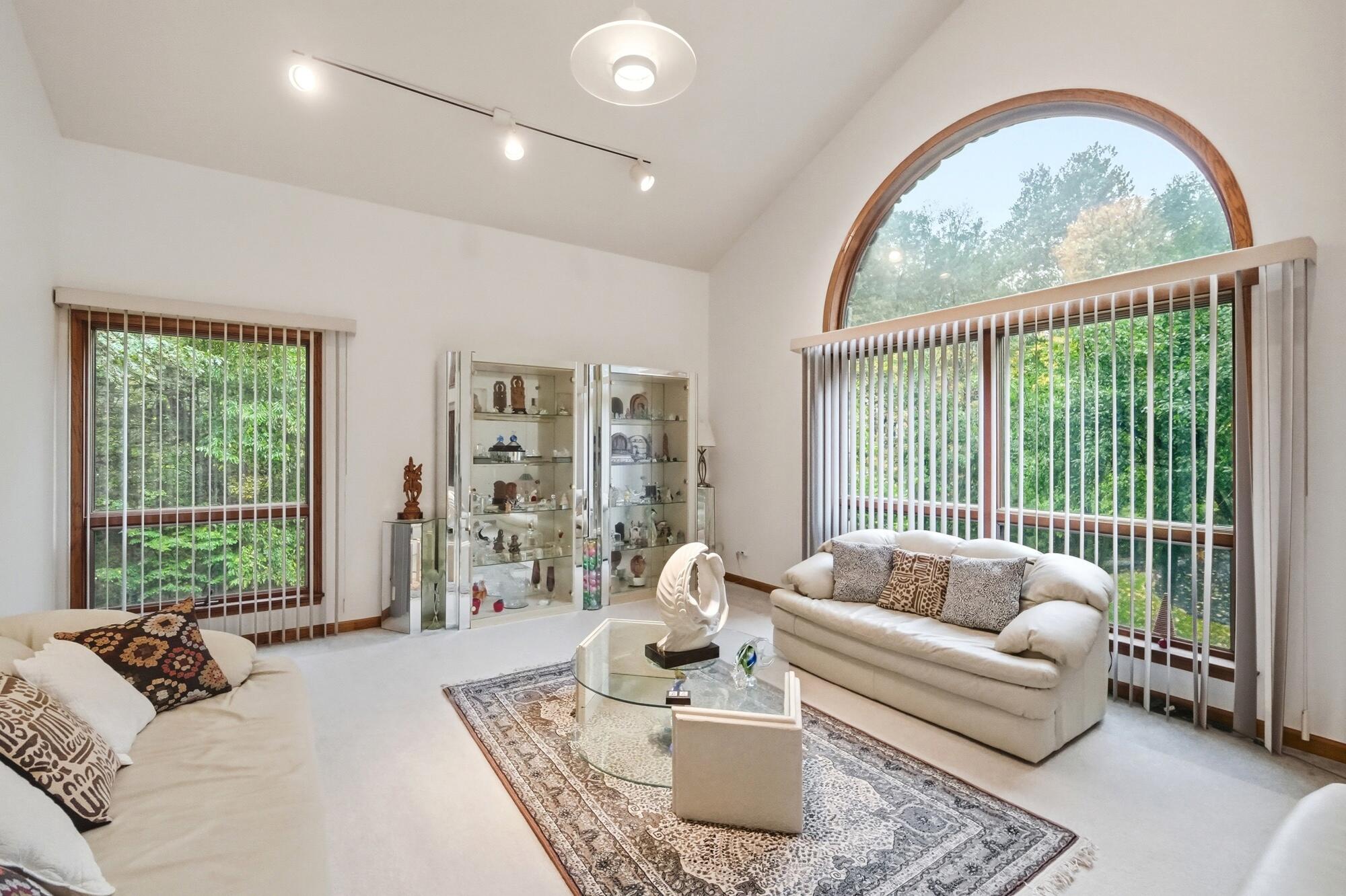 420 Aberfelda, Springfield, Ohio 45504