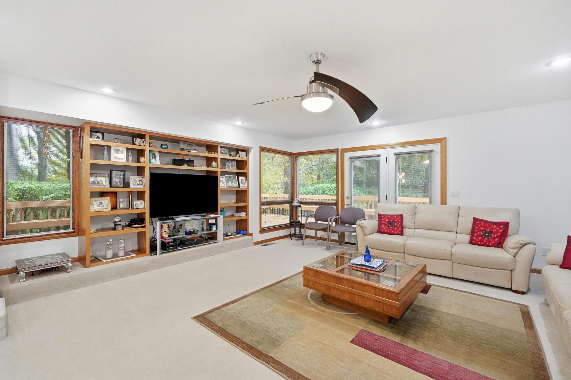 420 Aberfelda, Springfield, Ohio 45504