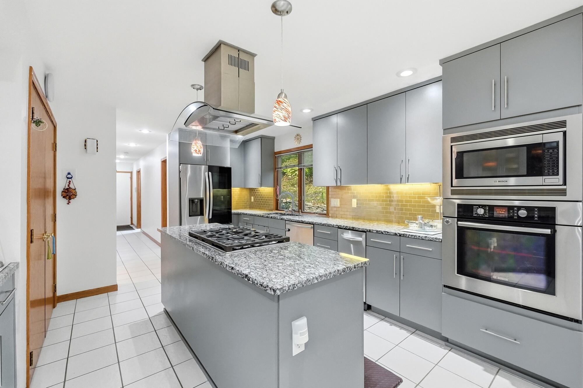 420 Aberfelda, Springfield, Ohio 45504