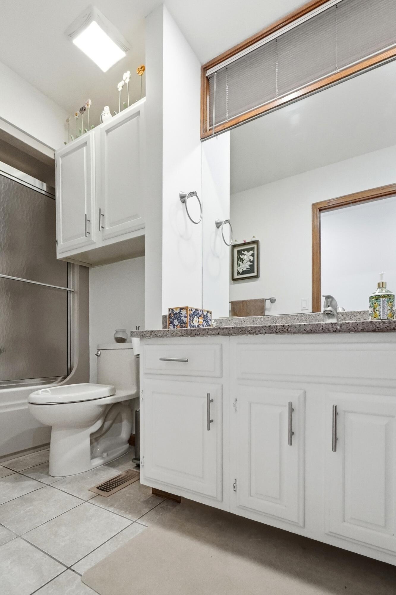 420 Aberfelda, Springfield, Ohio 45504