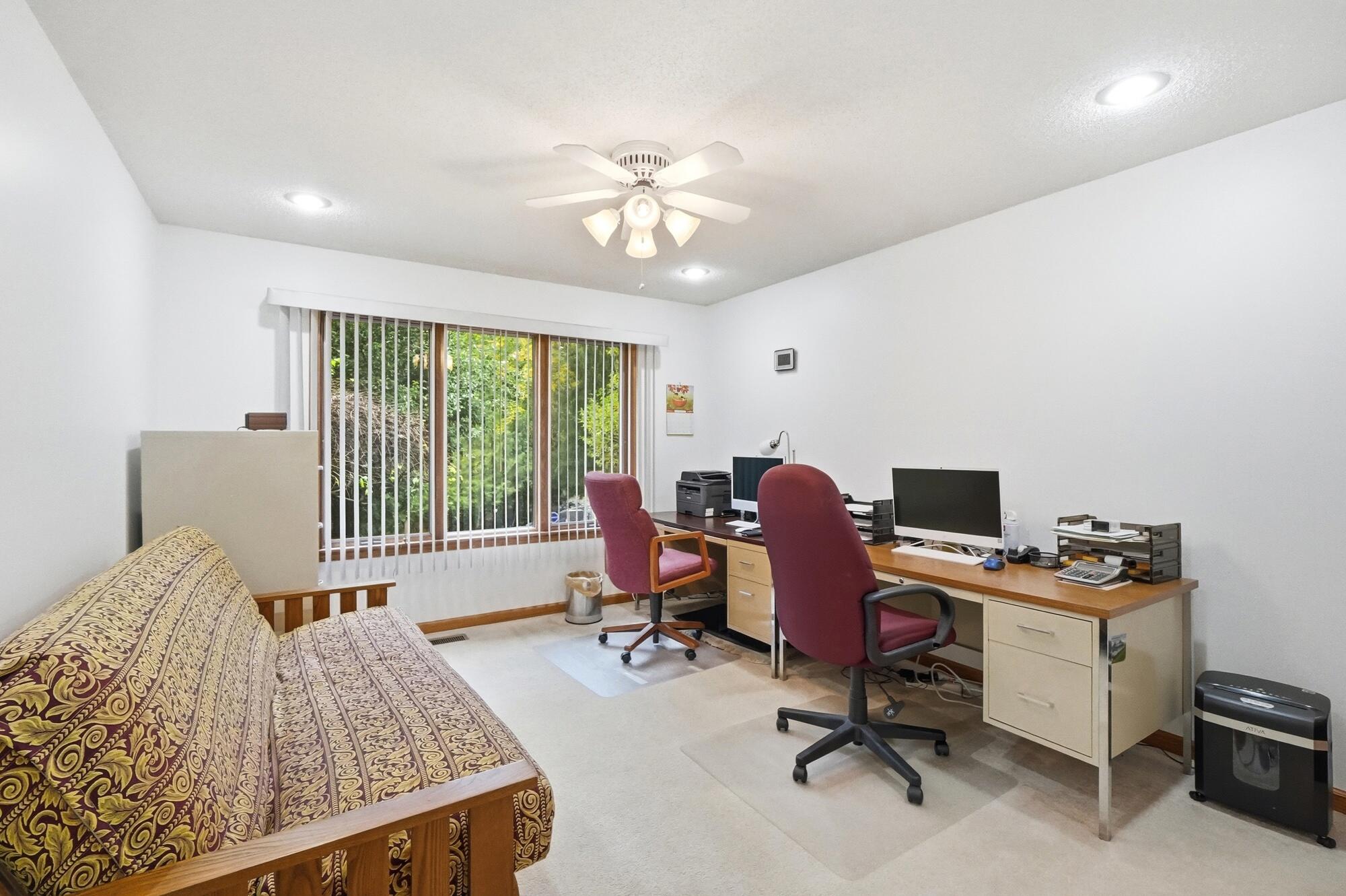 420 Aberfelda, Springfield, Ohio 45504