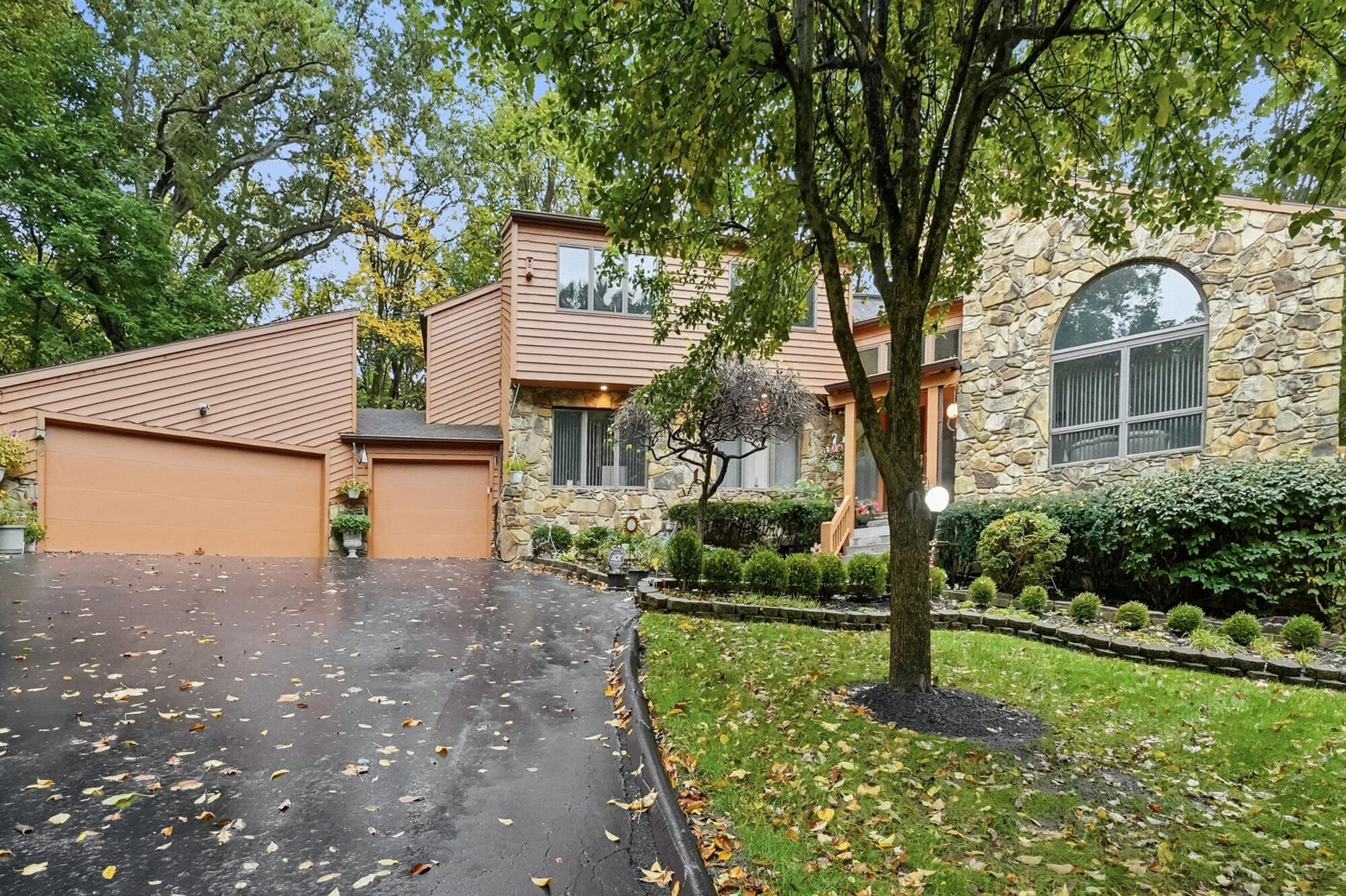 420 Aberfelda, Springfield, Ohio 45504