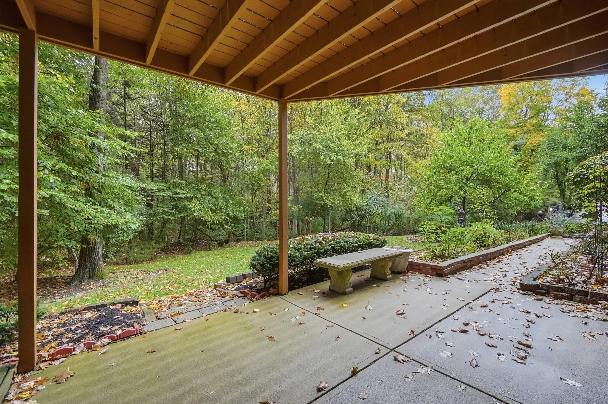 420 Aberfelda, Springfield, Ohio 45504