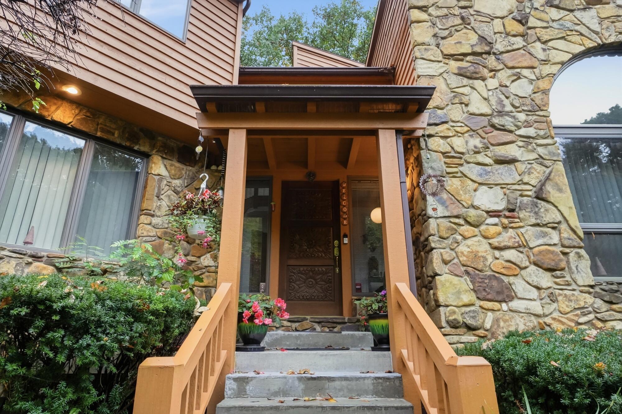 420 Aberfelda, Springfield, Ohio 45504
