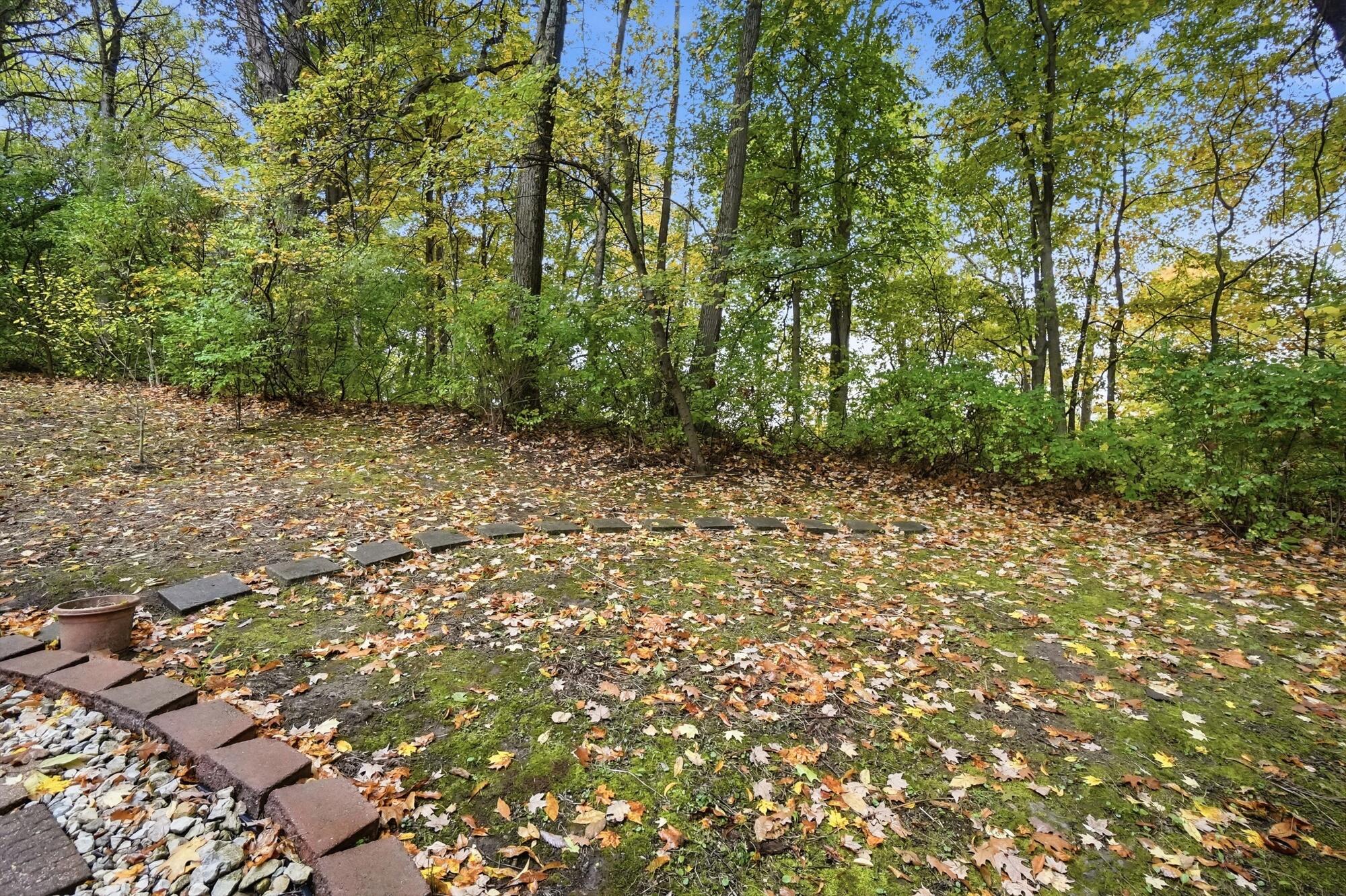 420 Aberfelda, Springfield, Ohio 45504