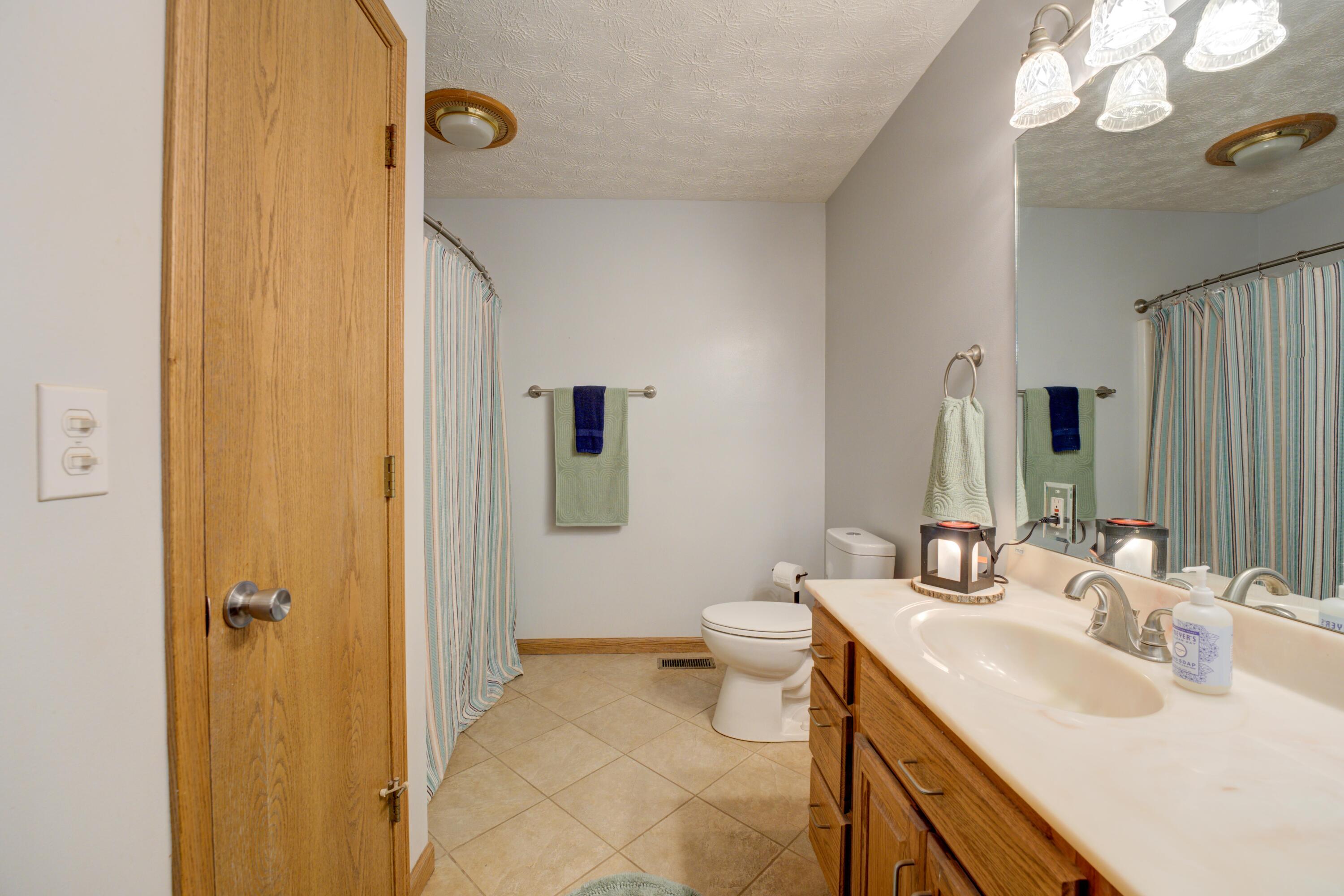 104 Warwick, Greenville, Ohio 45331