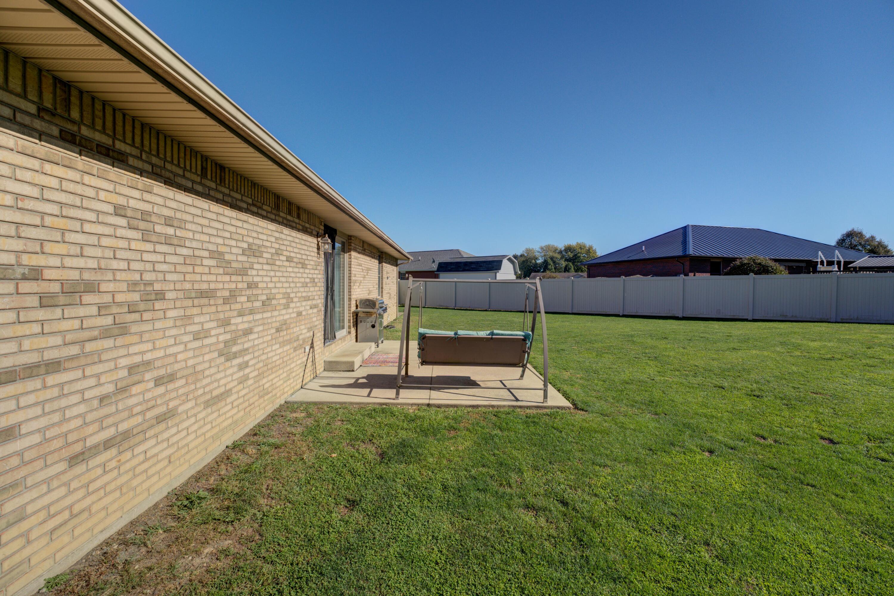 104 Warwick, Greenville, Ohio 45331