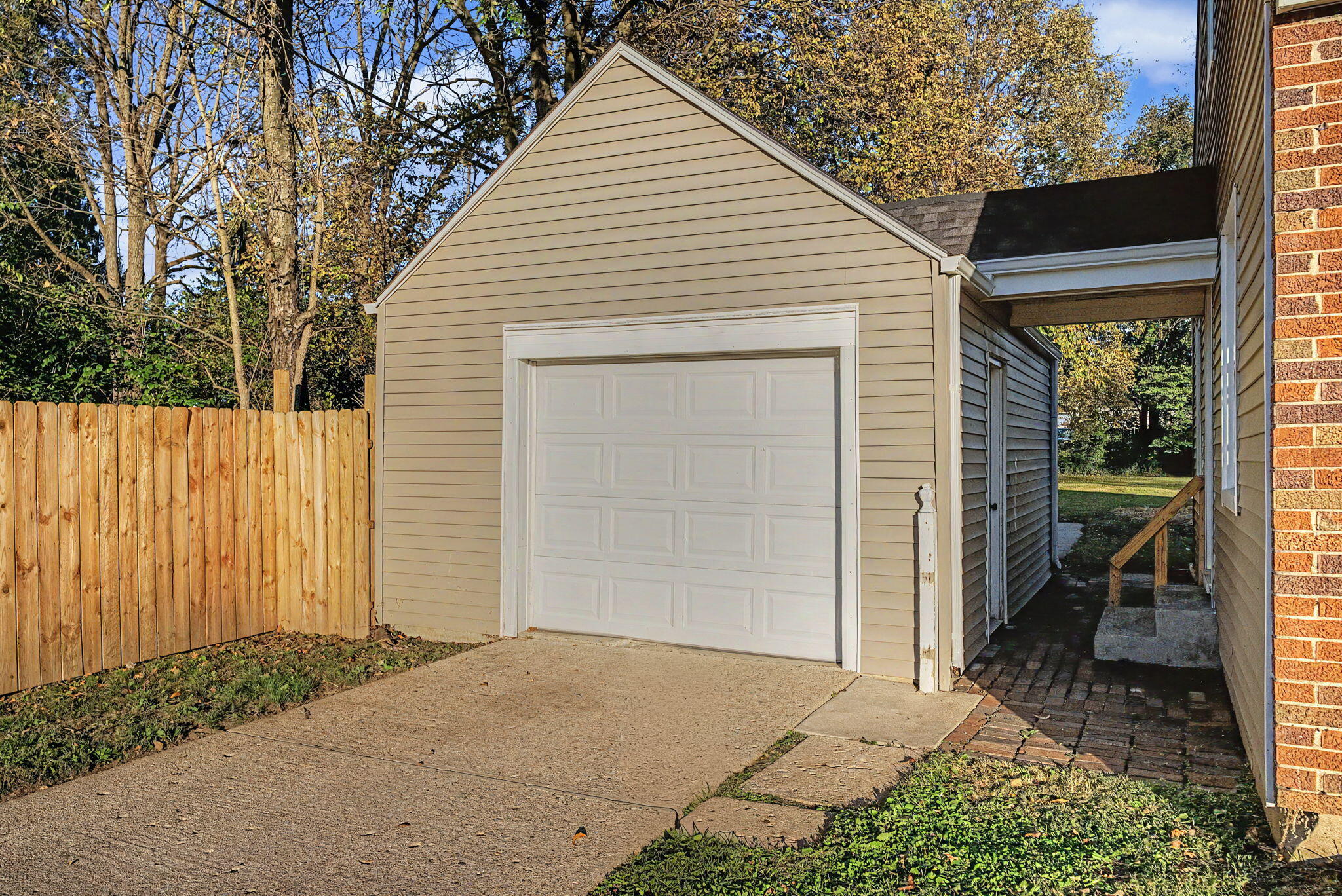 236 Arlington, Springfield, Ohio 45503