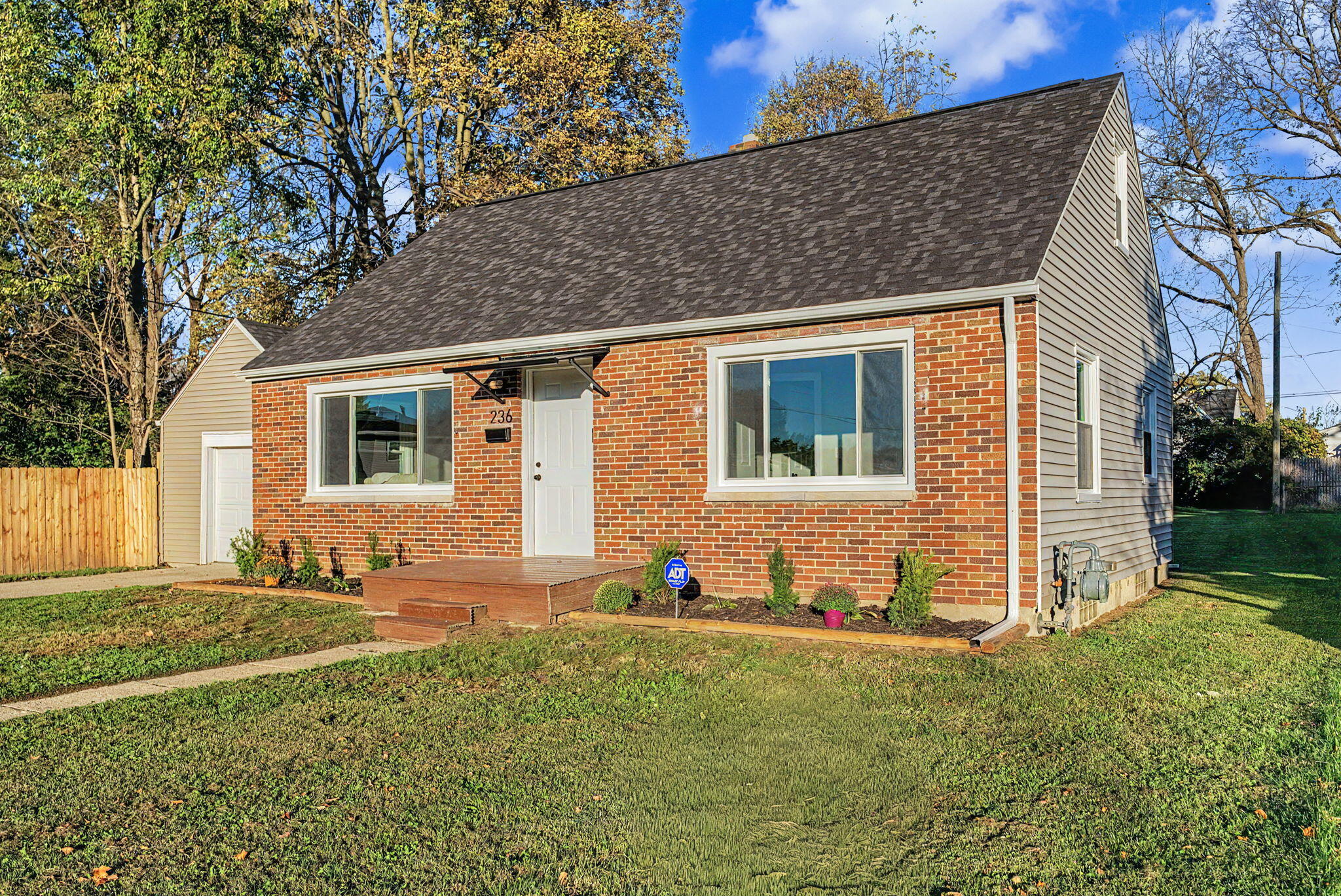 236 Arlington, Springfield, Ohio 45503