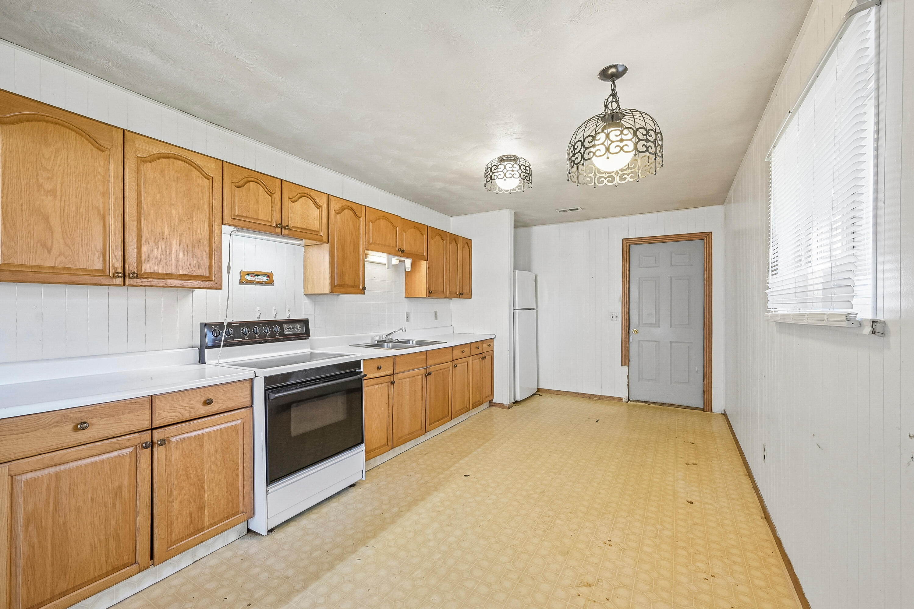 360 Sweetman, Urbana, Ohio 43078