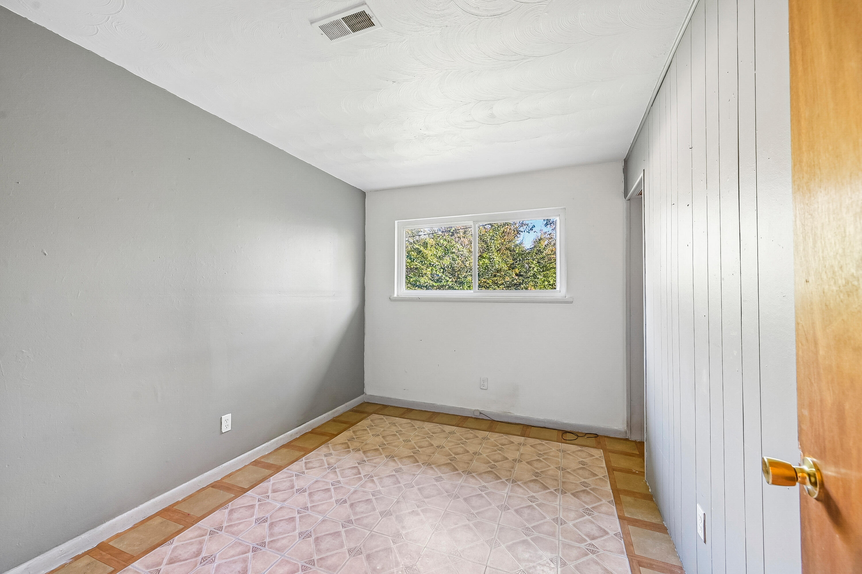 360 Sweetman, Urbana, Ohio 43078