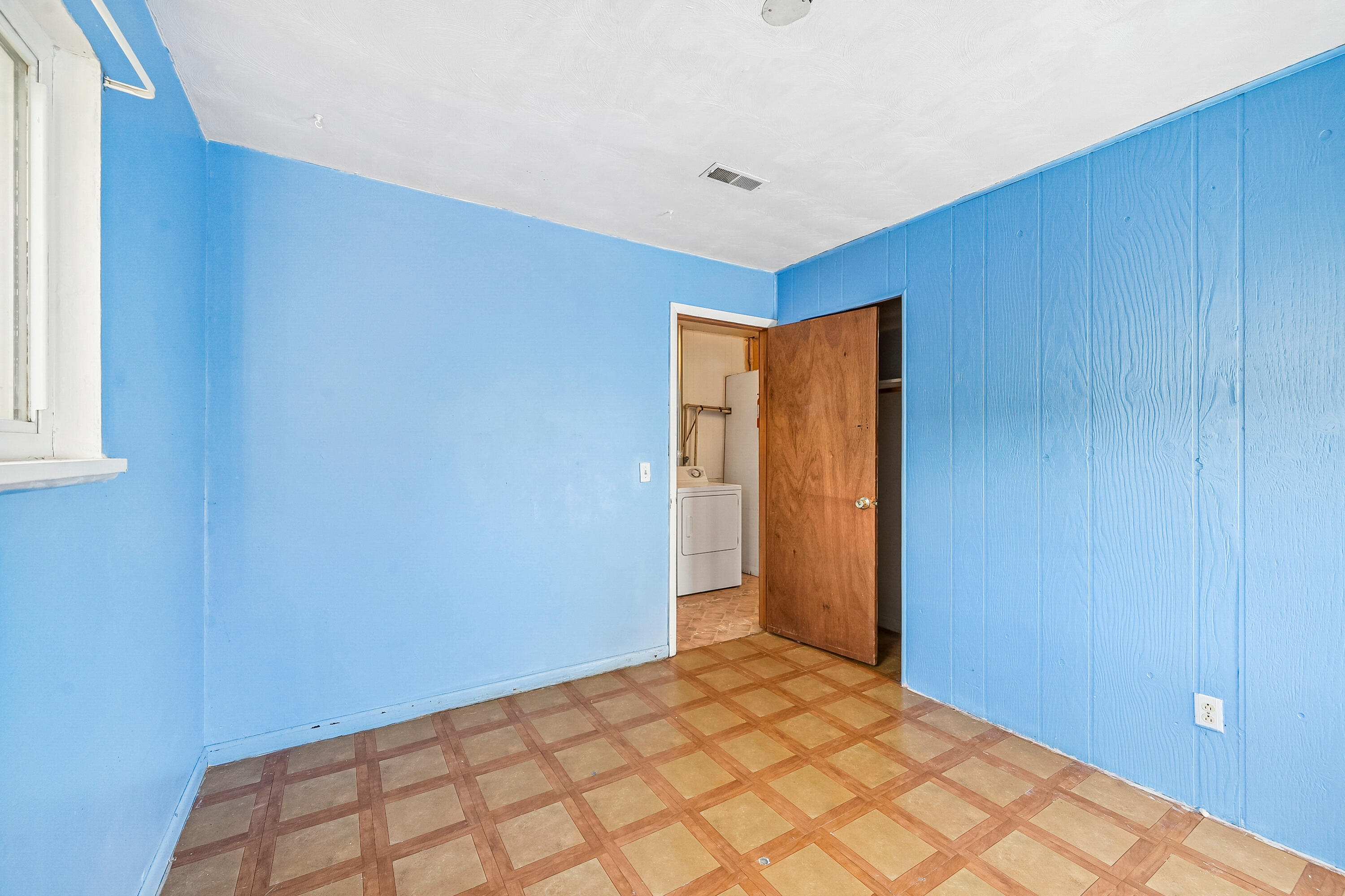 360 Sweetman, Urbana, Ohio 43078
