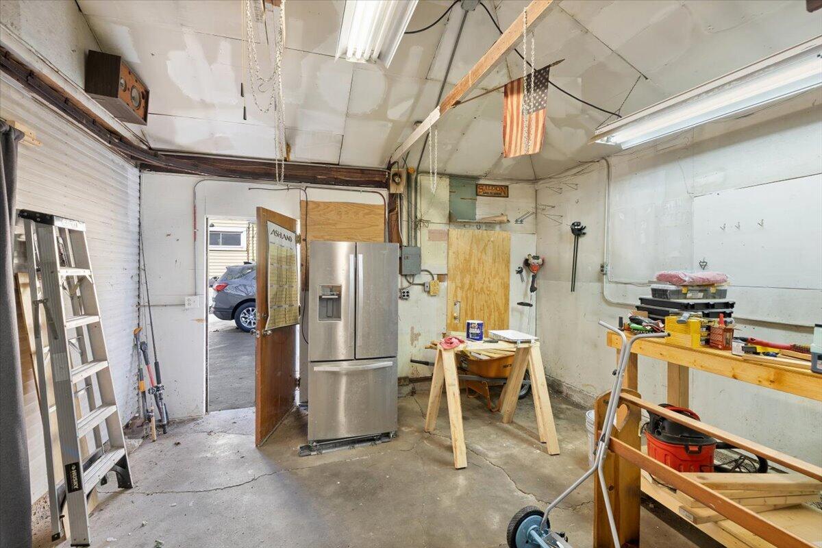 1454 Limestone, Springfield, Ohio 45503