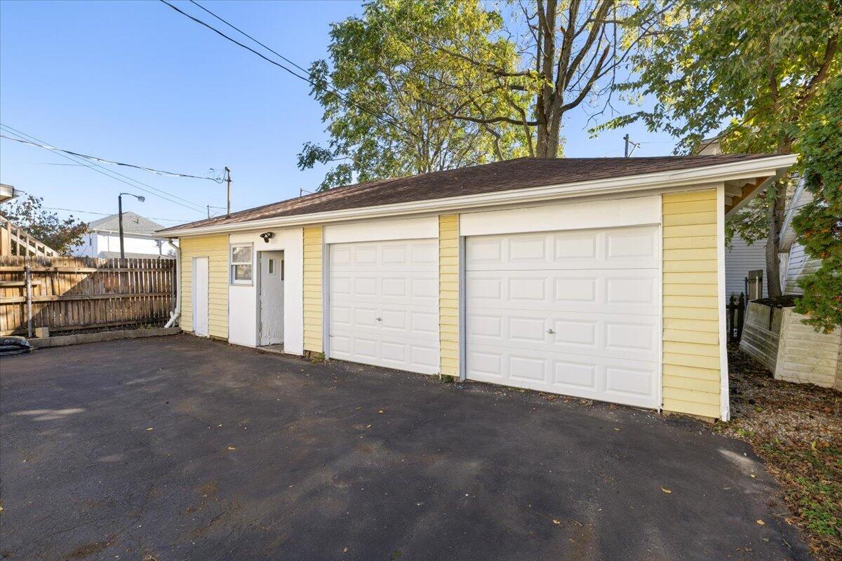 1454 Limestone, Springfield, Ohio 45503