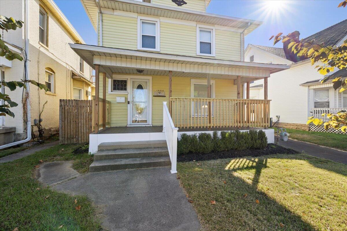 1454 Limestone, Springfield, Ohio 45503