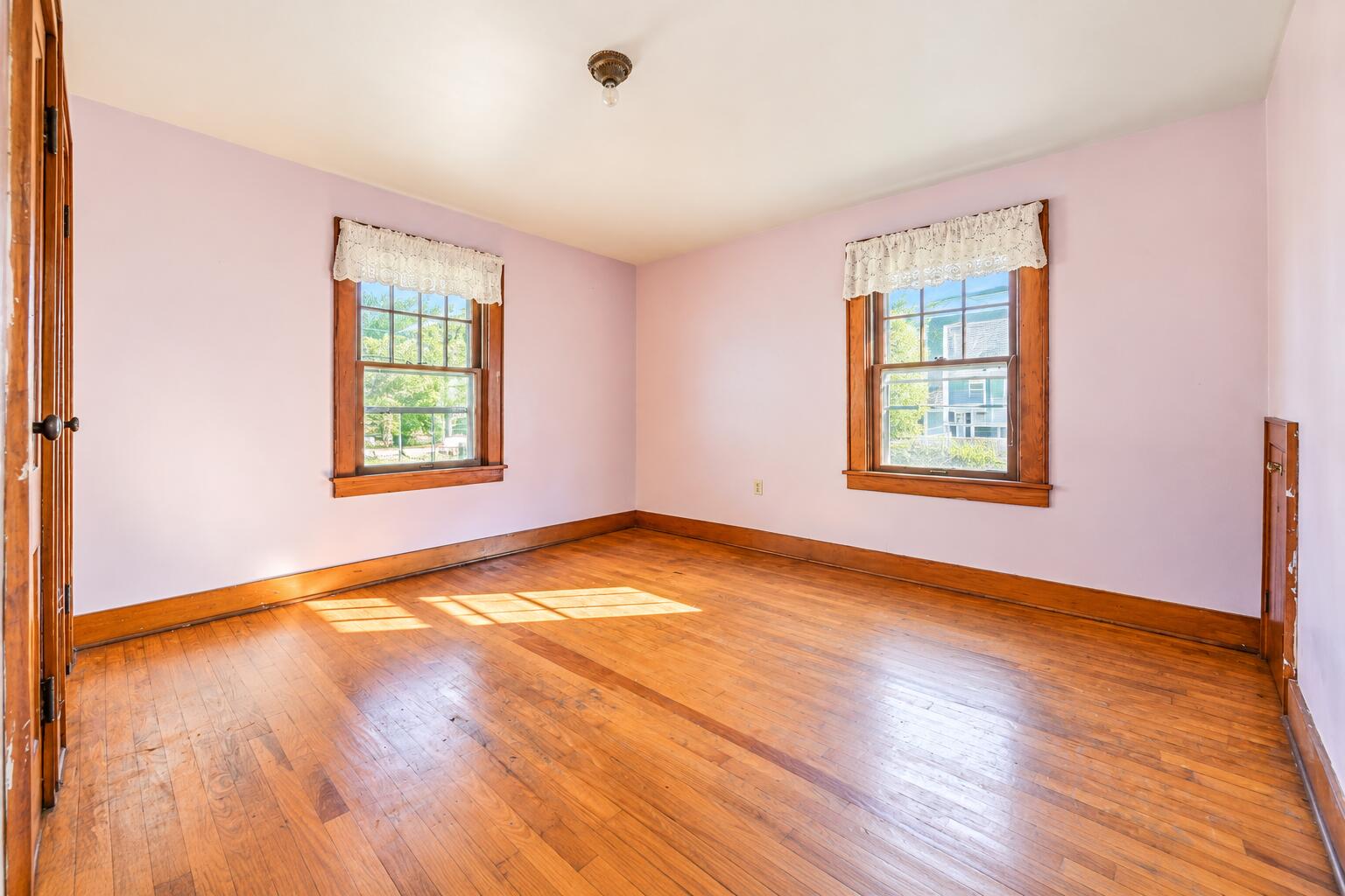 2057 Hillside, Springfield, Ohio 45503
