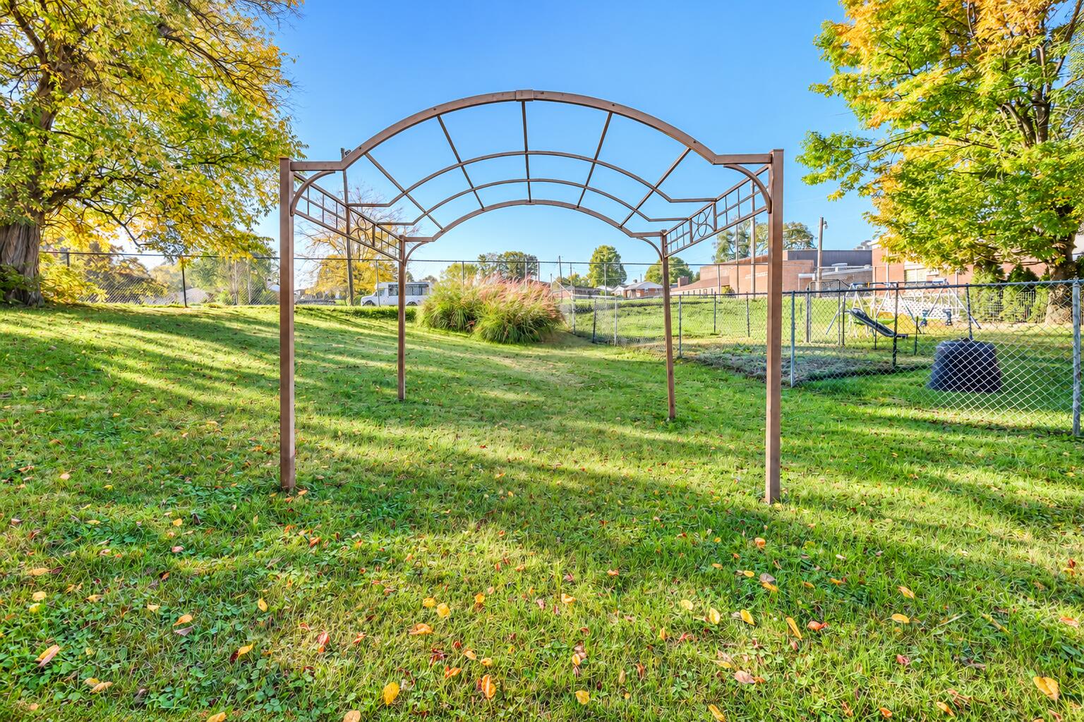 2057 Hillside, Springfield, Ohio 45503