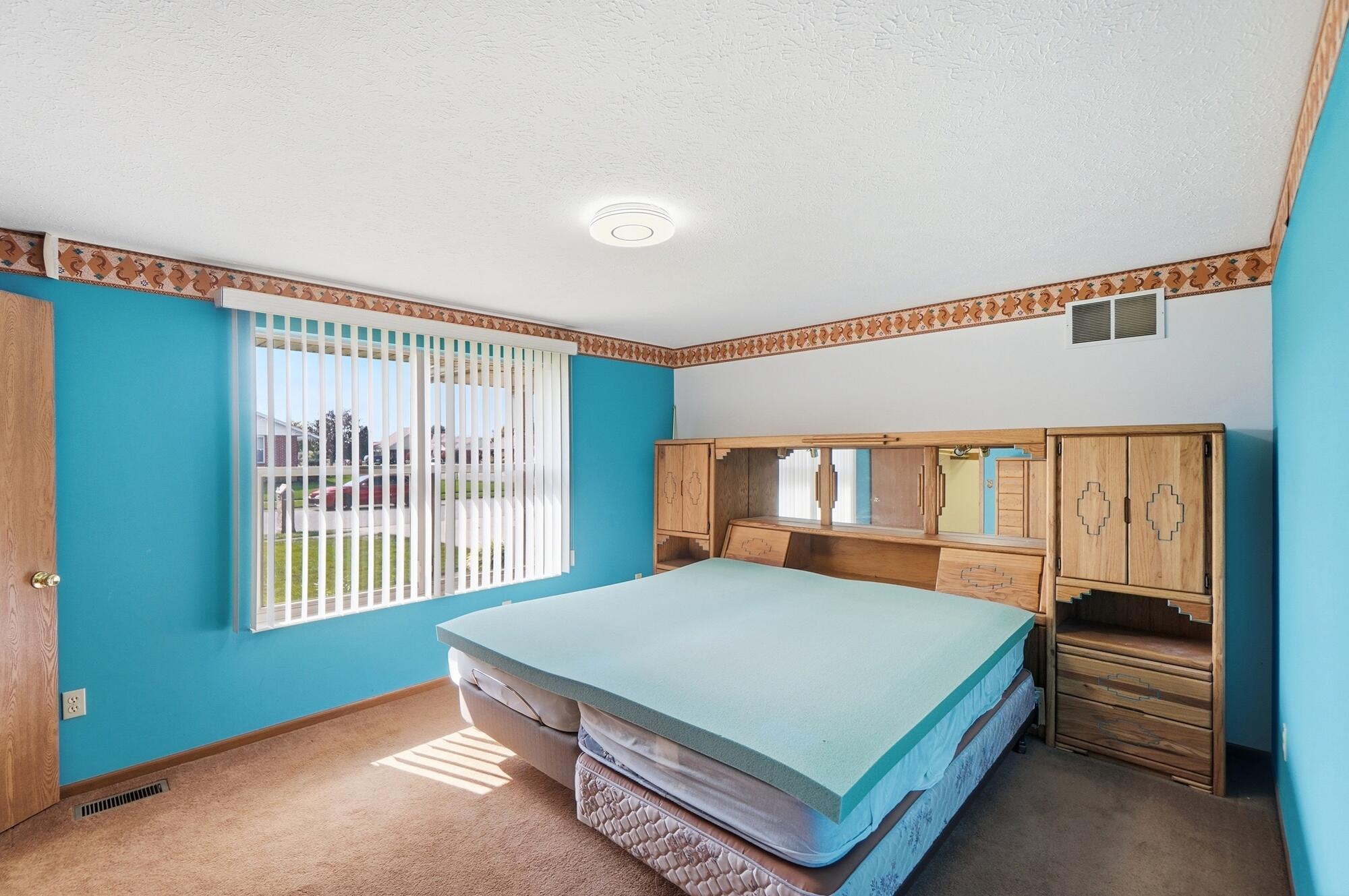 1762 Delmar, Springfield, Ohio 45503