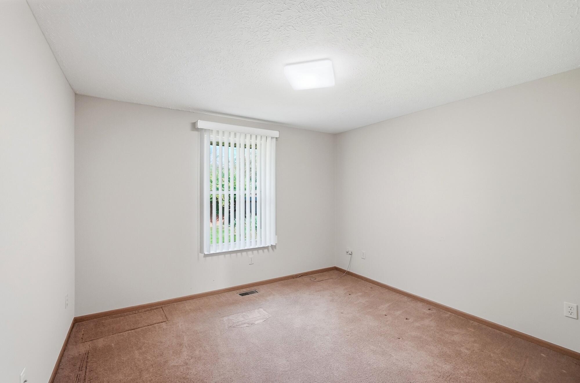 1762 Delmar, Springfield, Ohio 45503