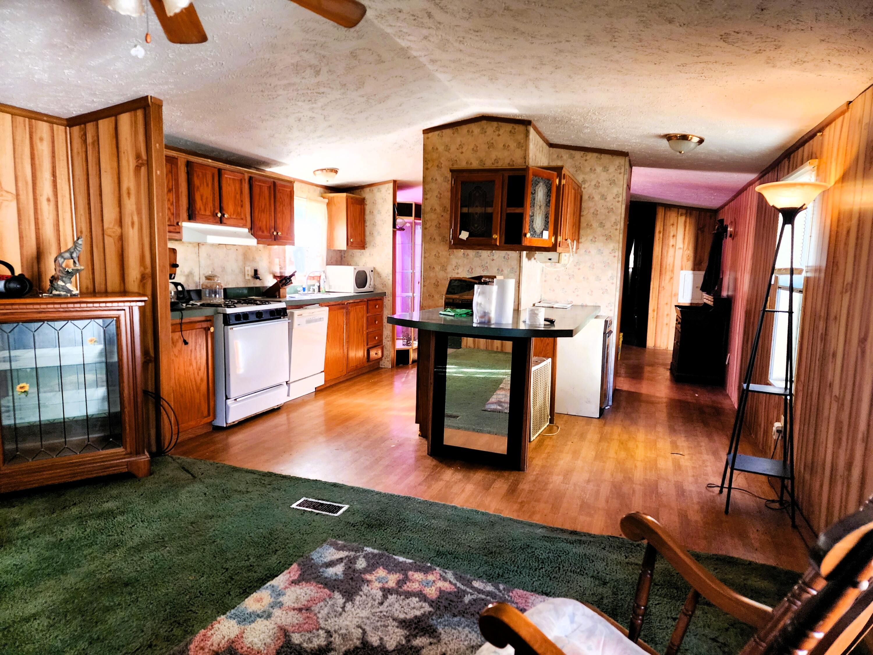 3063 Township Road 247, De Graff, Ohio 43318