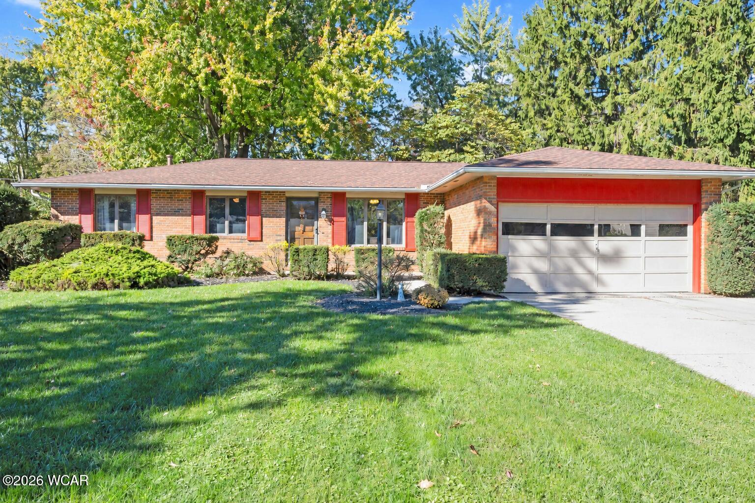 213 Meadowbrook Drive, Bellefontaine, Ohio