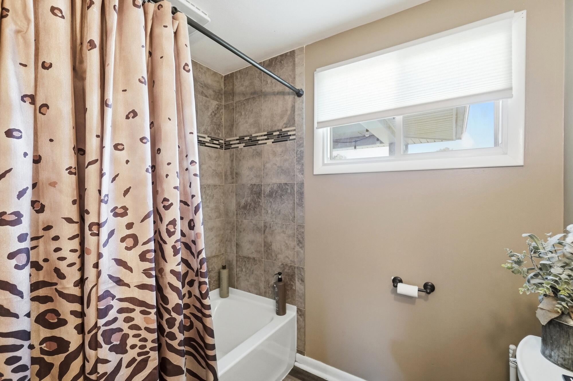 5236 Taywell, Springfield, Ohio 45503