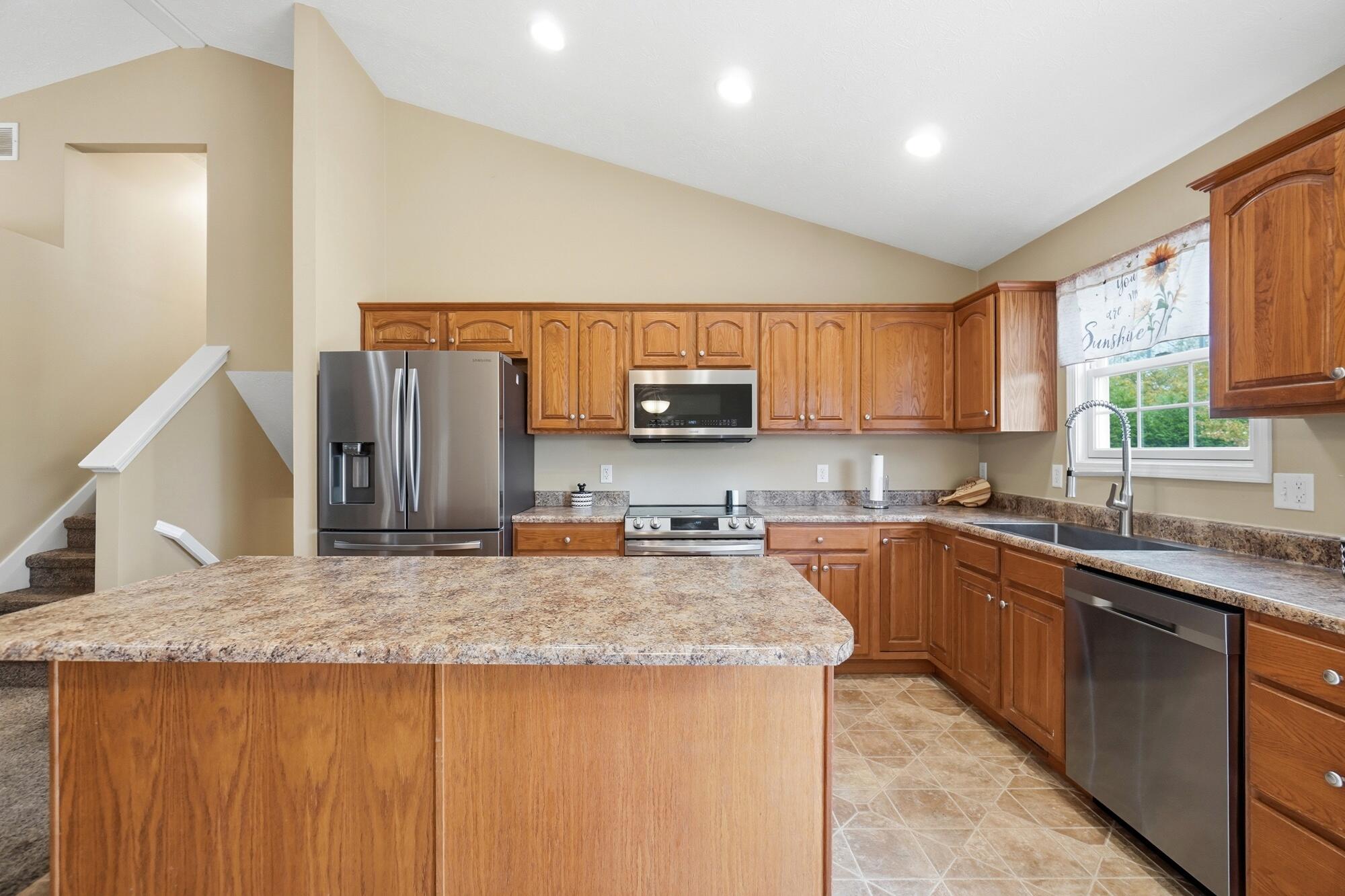 1089 Parkview, Troy, Ohio 45373