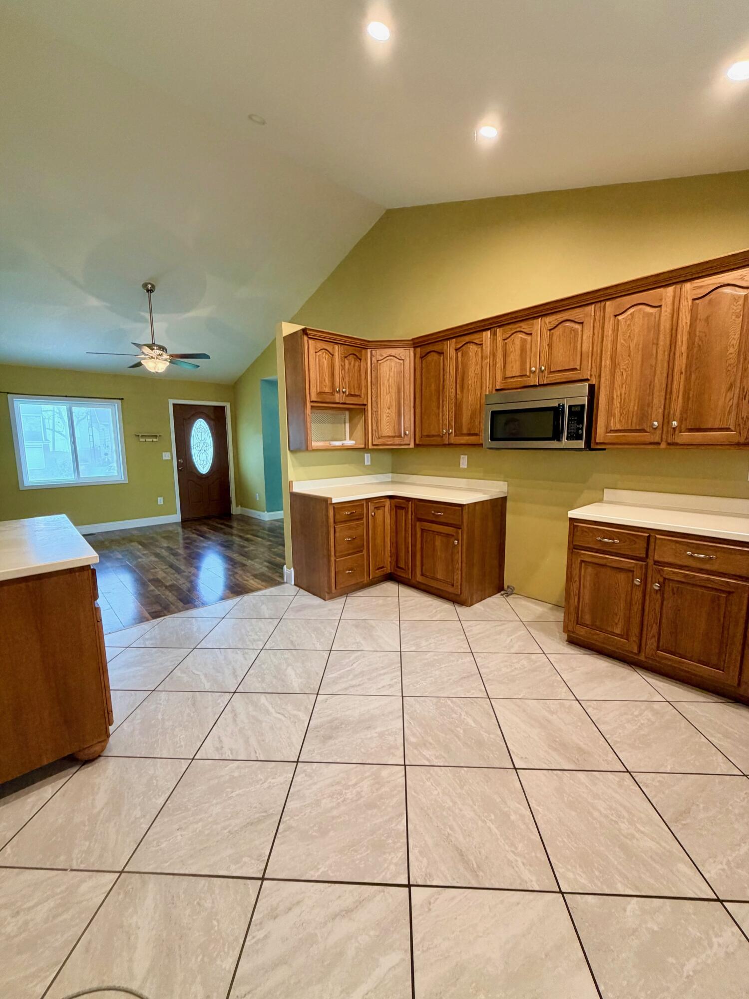 5225 Norfolk, Lima, Ohio 45806
