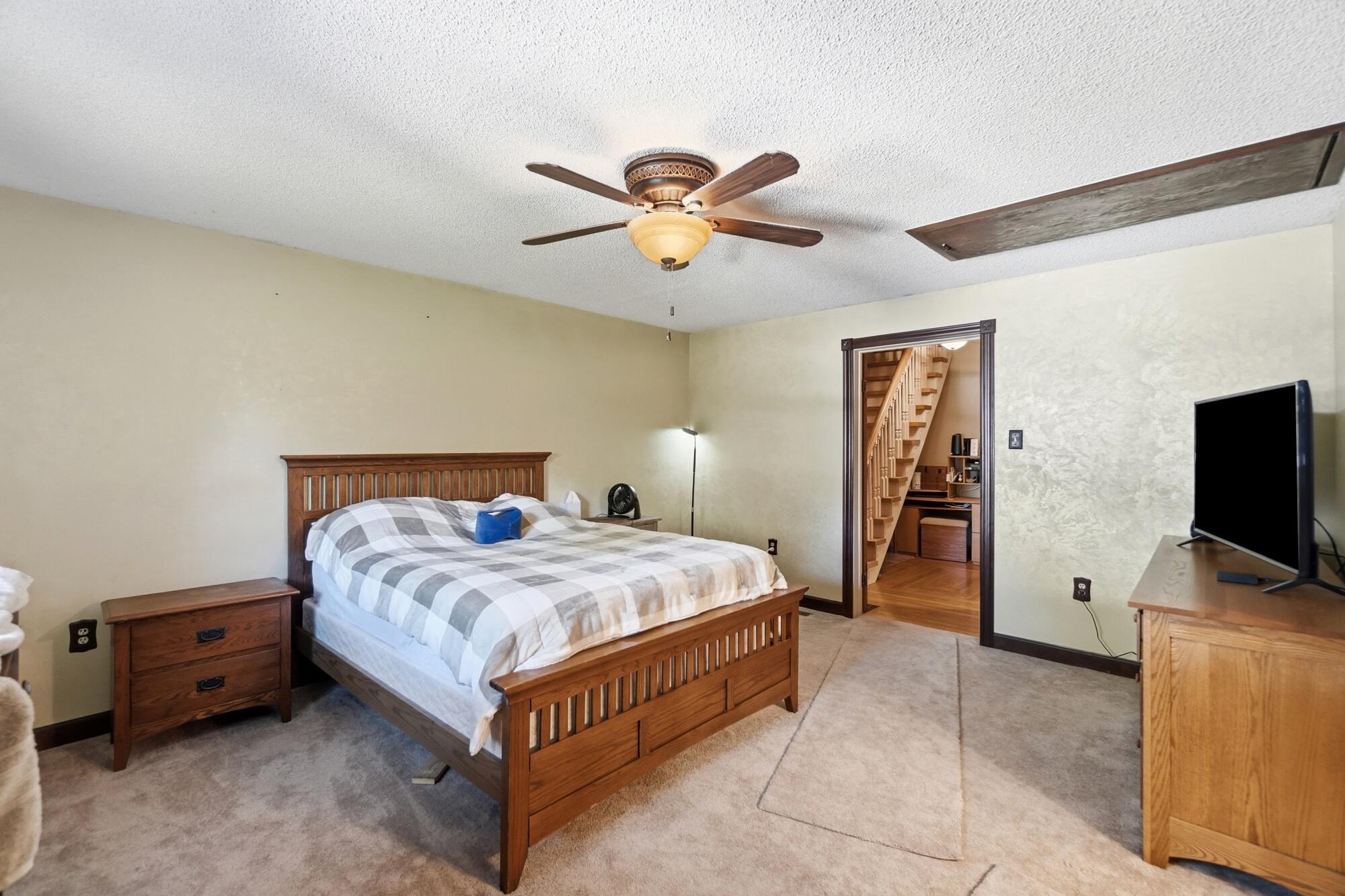 2254 Western Ohio, Lima, Ohio 45805