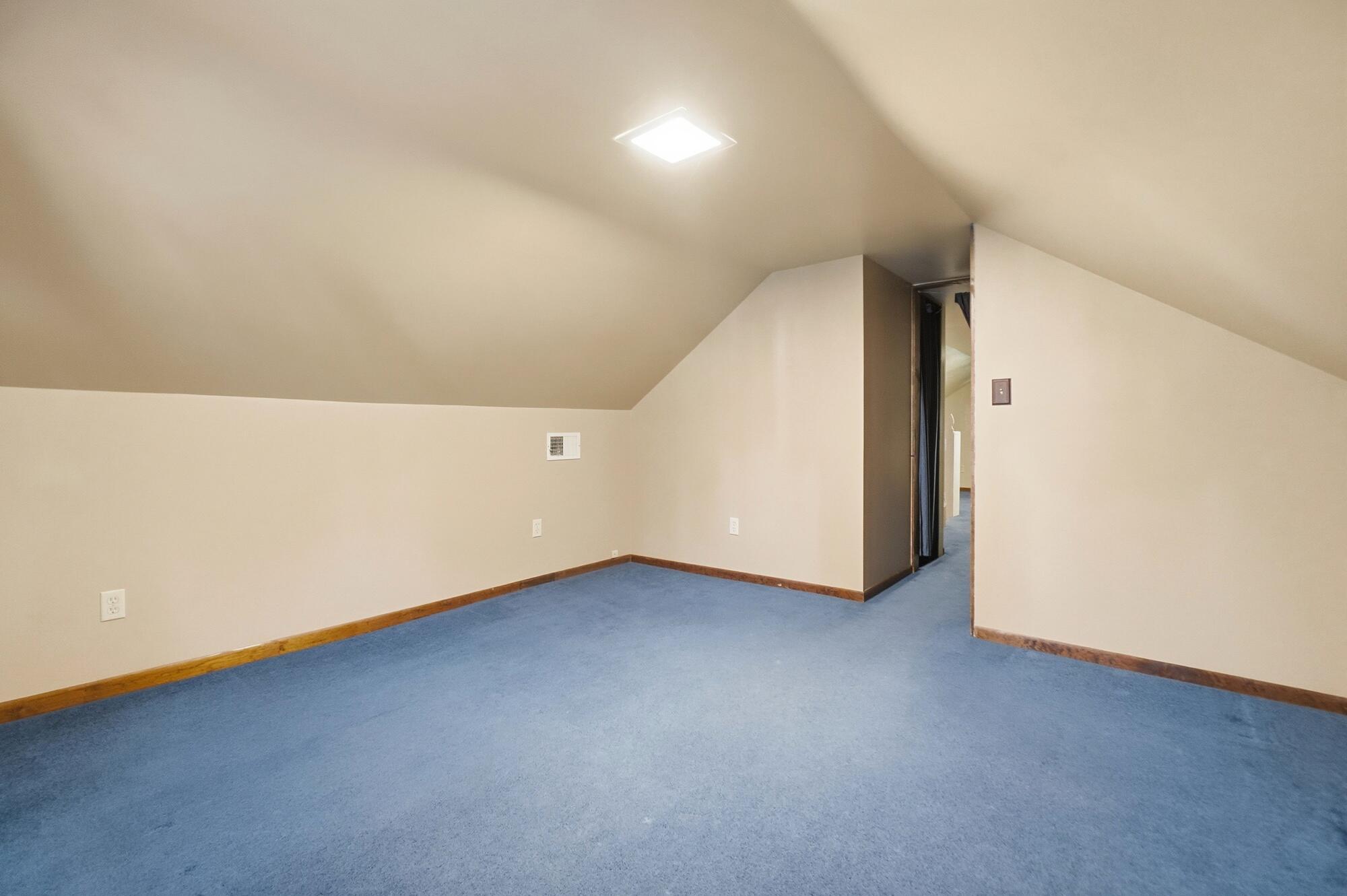 2254 Western Ohio, Lima, Ohio 45805