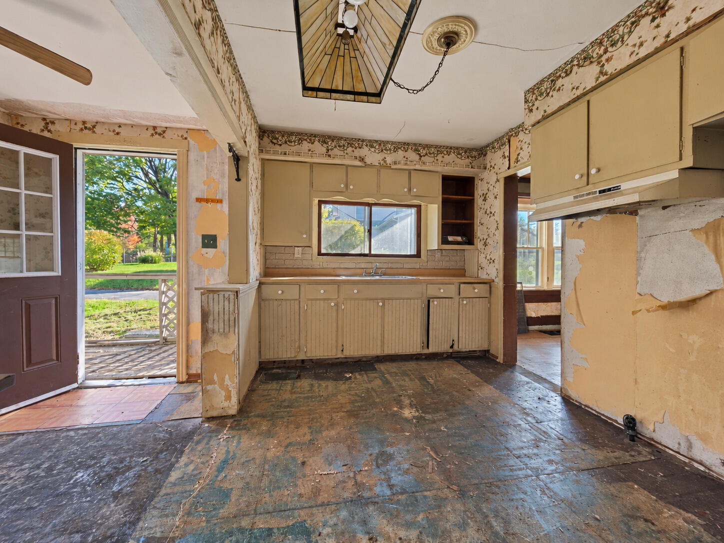 418 Bellevue, Springfield, Ohio 45503