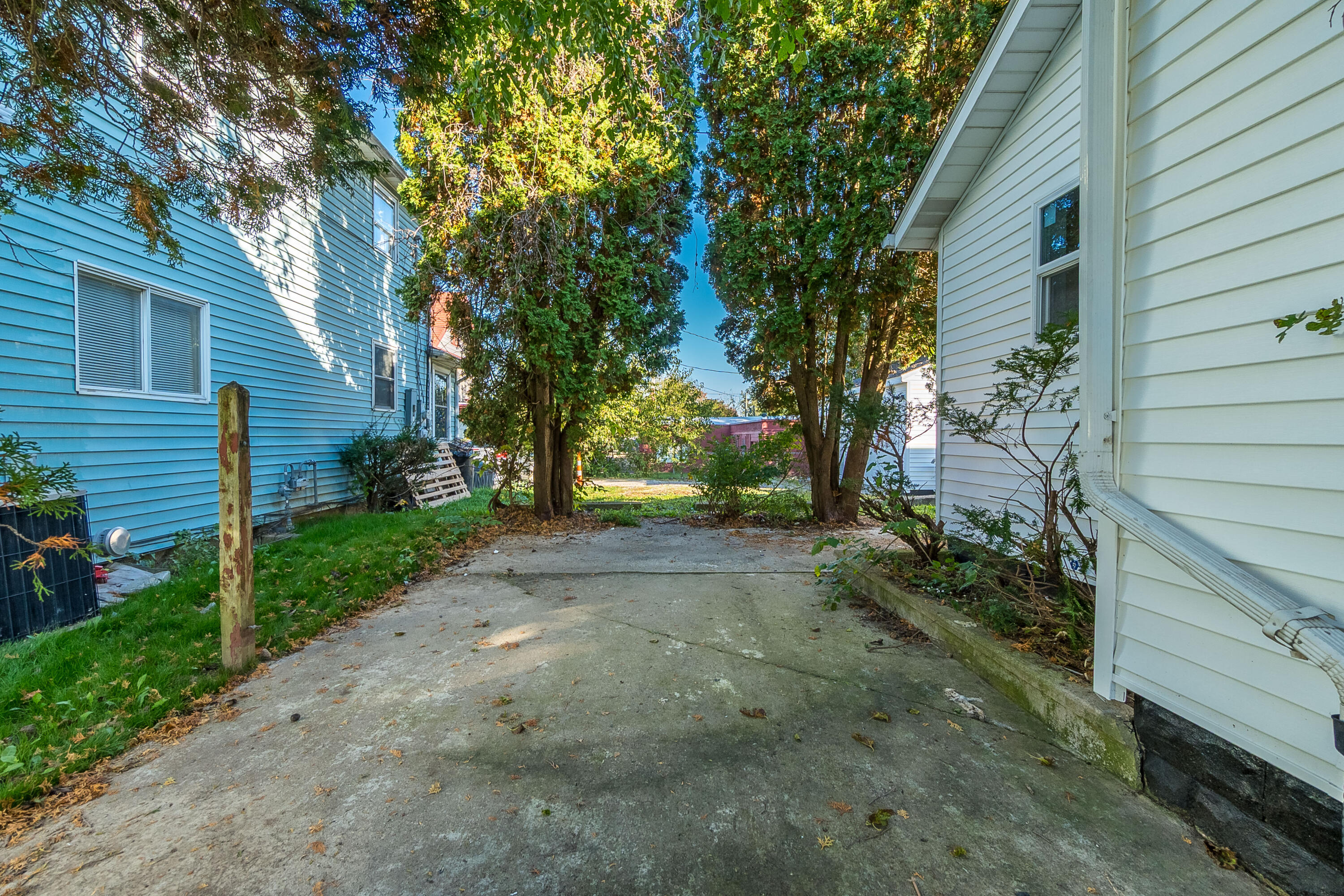 216 Pike, Sidney, Ohio 45365
