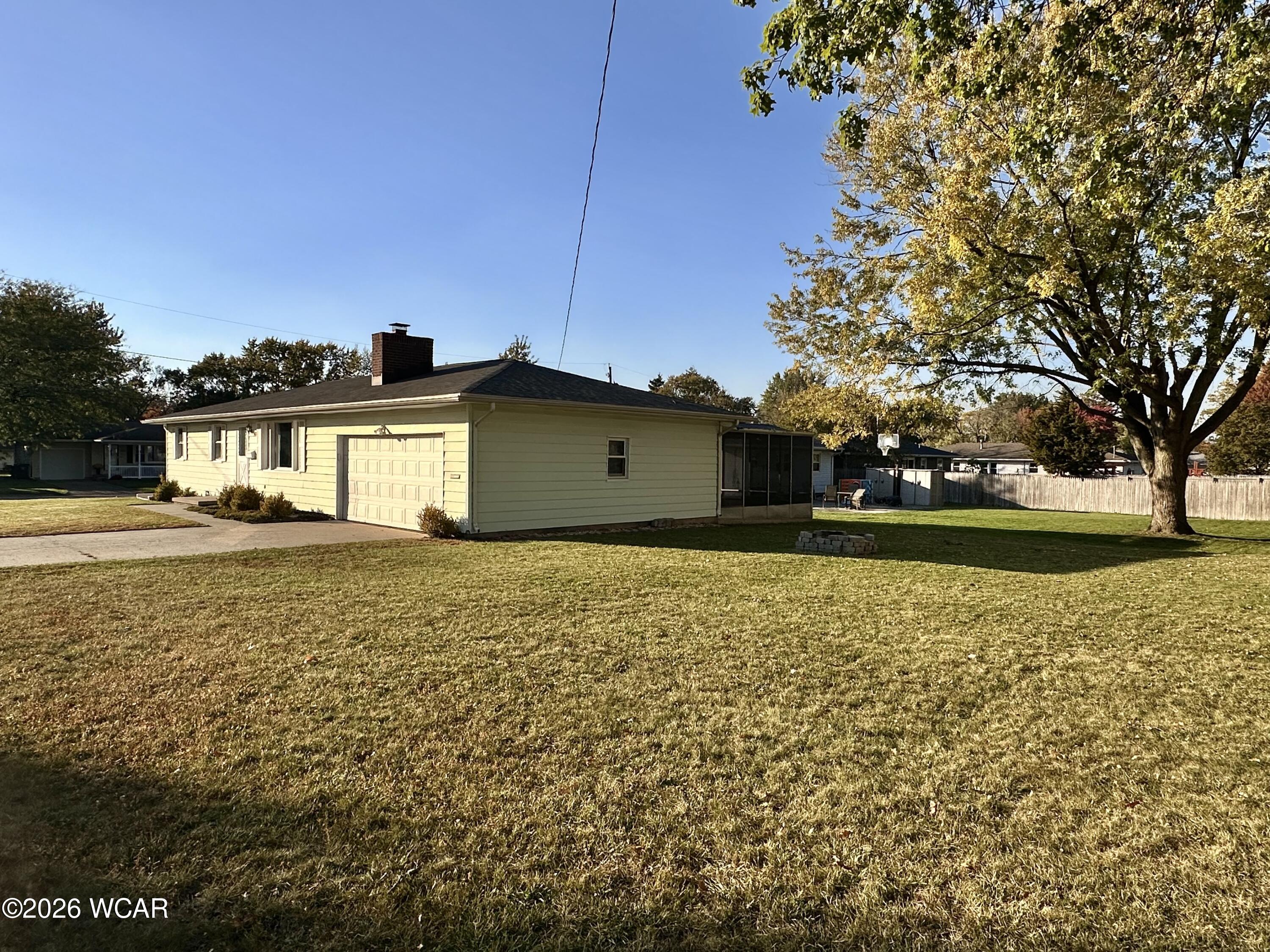 988 Tremont Avenue, Lima, Ohio