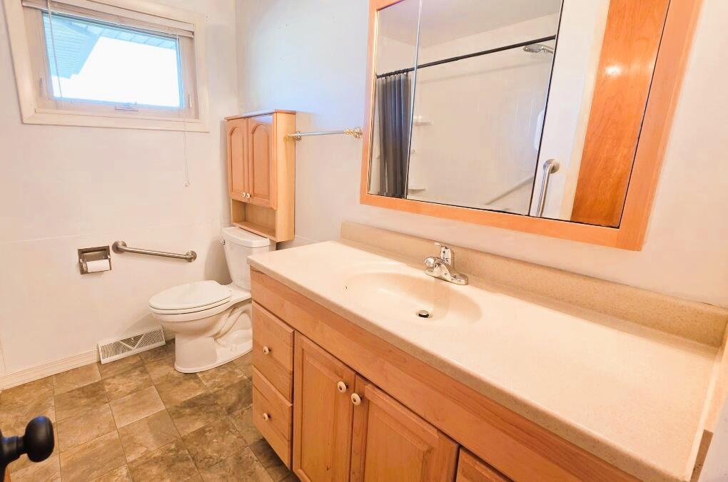 4315 Carona, Springfield, Ohio 45503