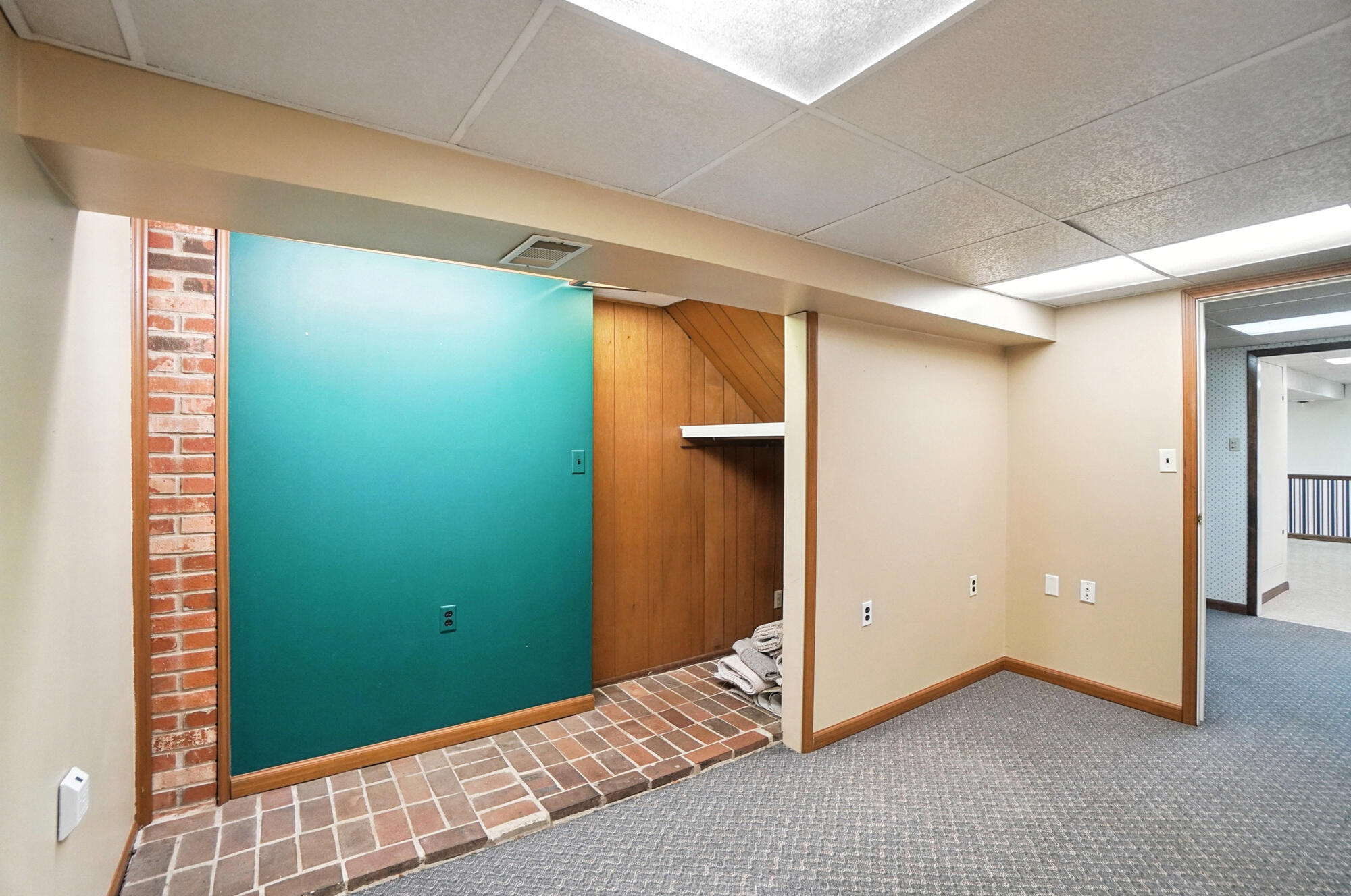 4315 Carona, Springfield, Ohio 45503