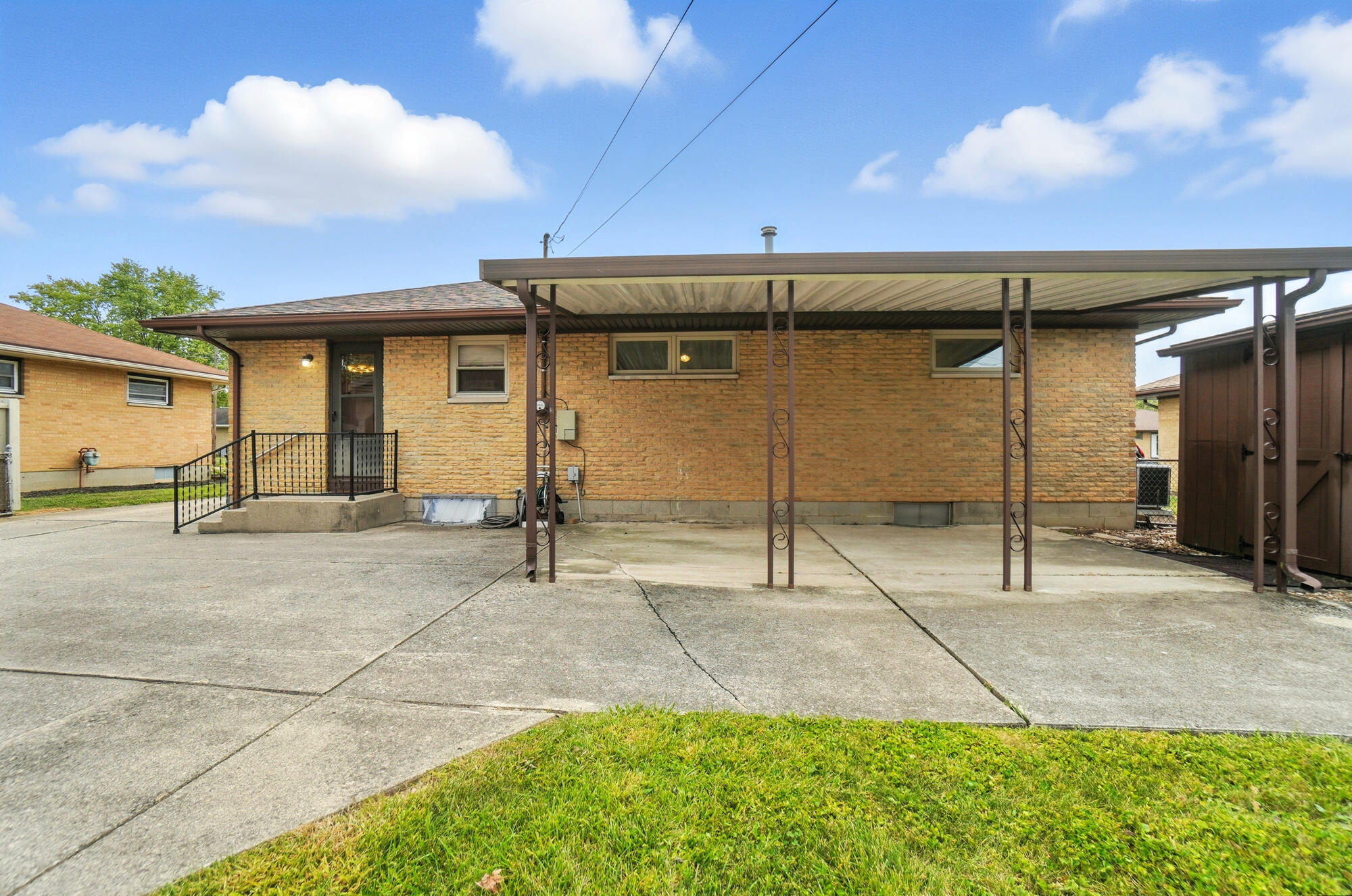 4315 Carona, Springfield, Ohio 45503