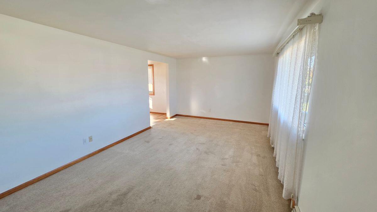 4315 Carona, Springfield, Ohio 45503