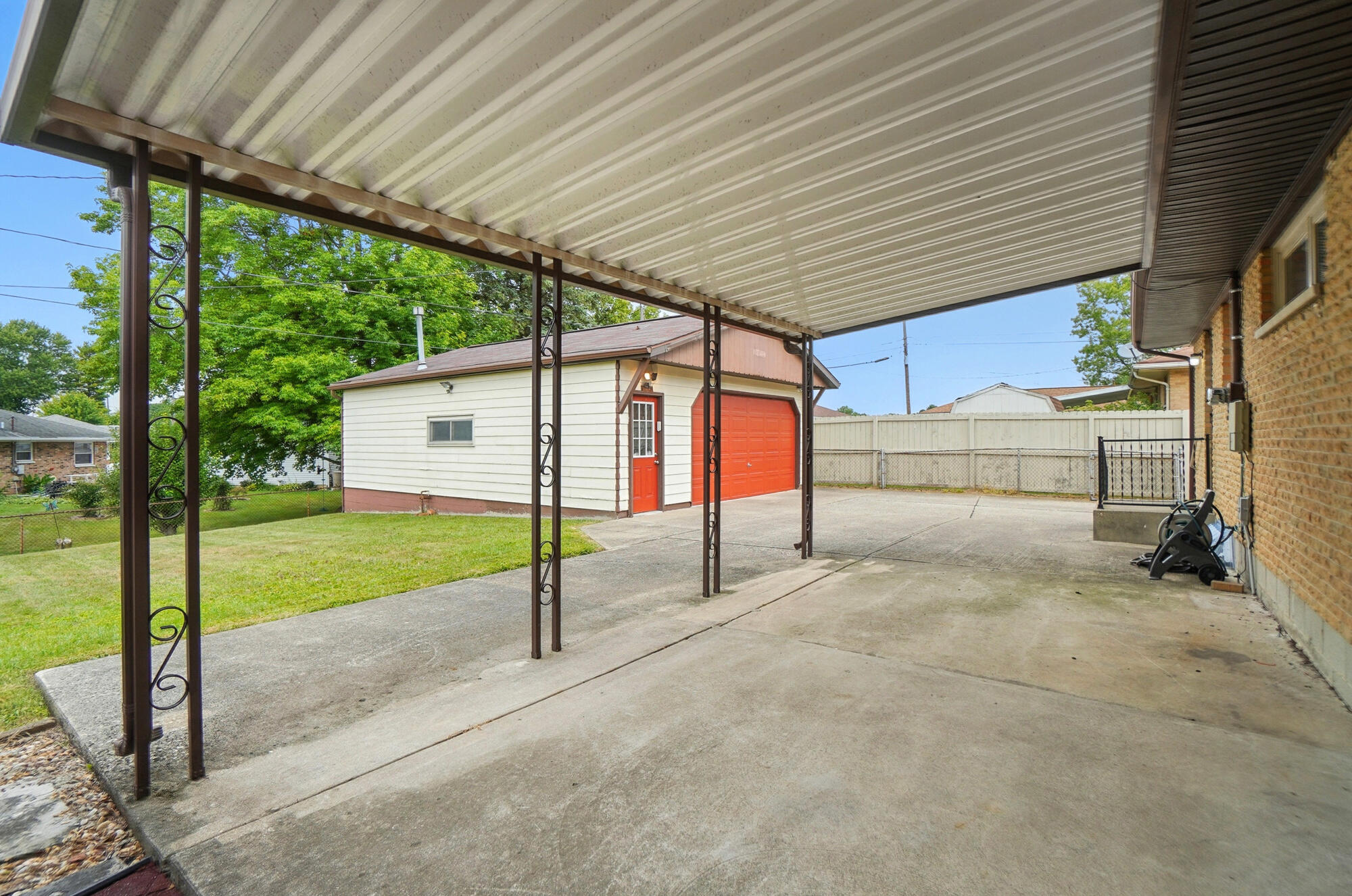 4315 Carona, Springfield, Ohio 45503