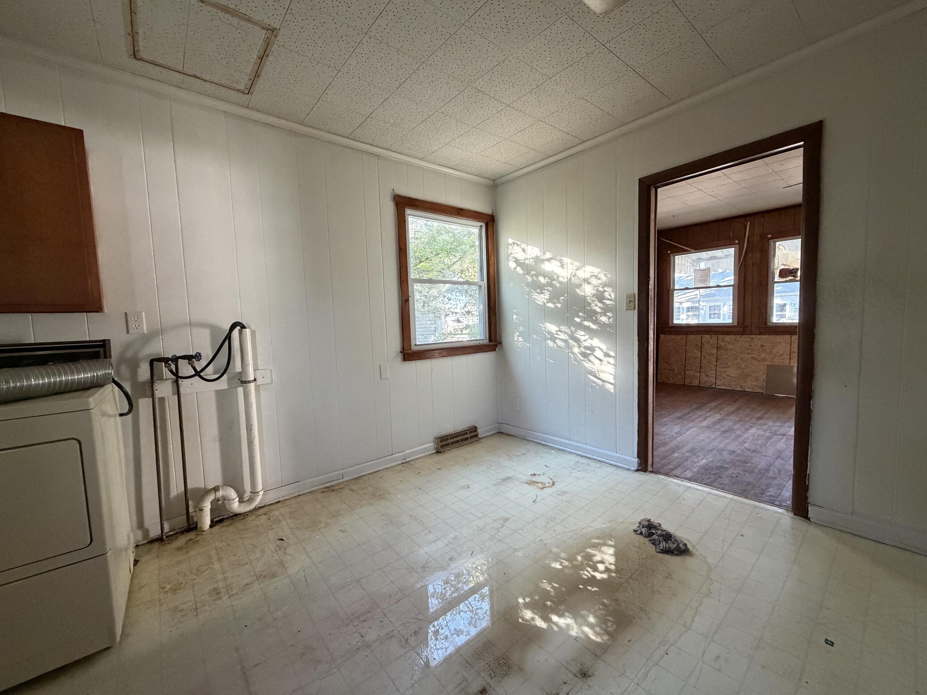 825 Mansfield, Springfield, Ohio 45505