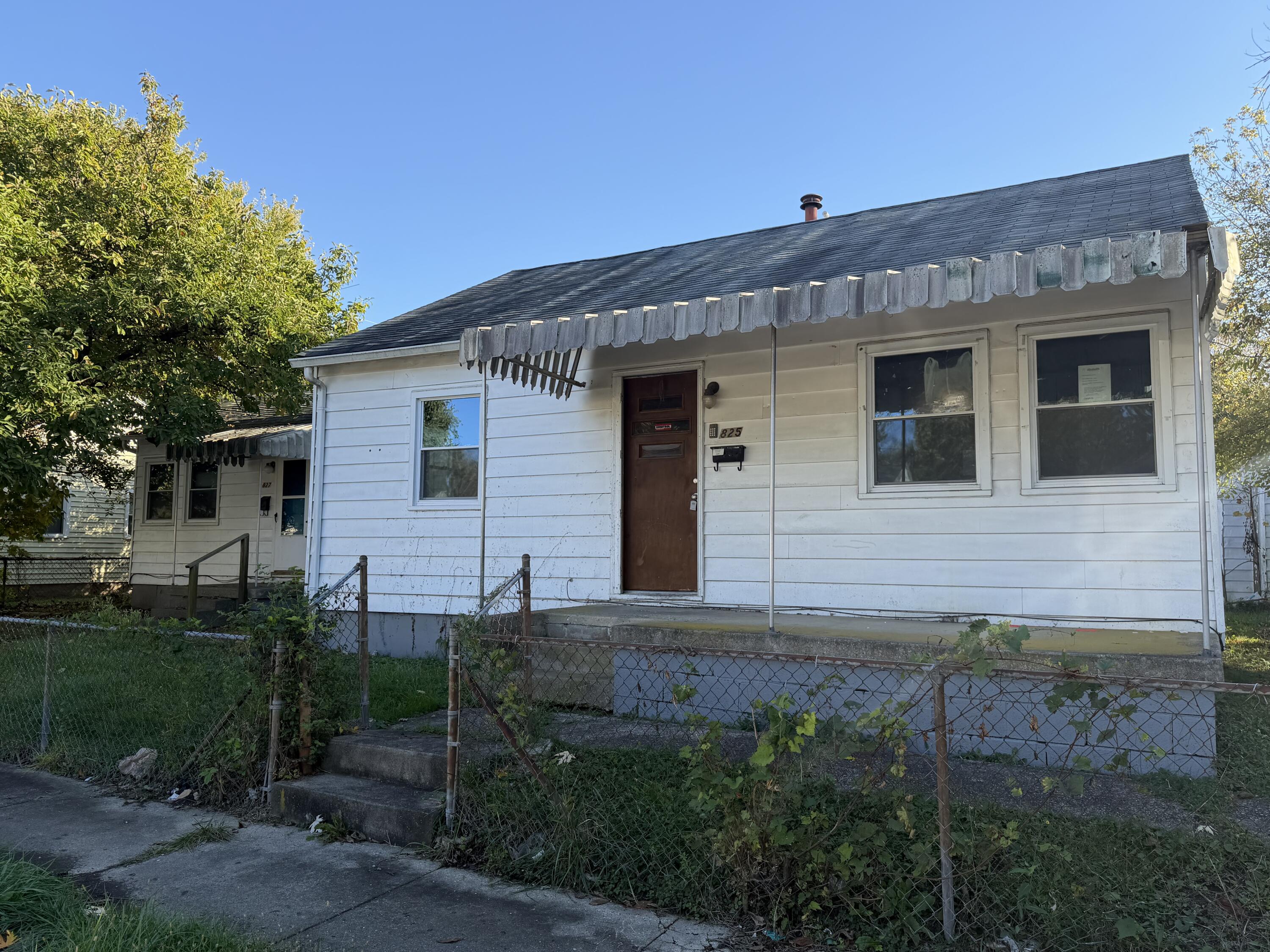 825 Mansfield, Springfield, Ohio 45505