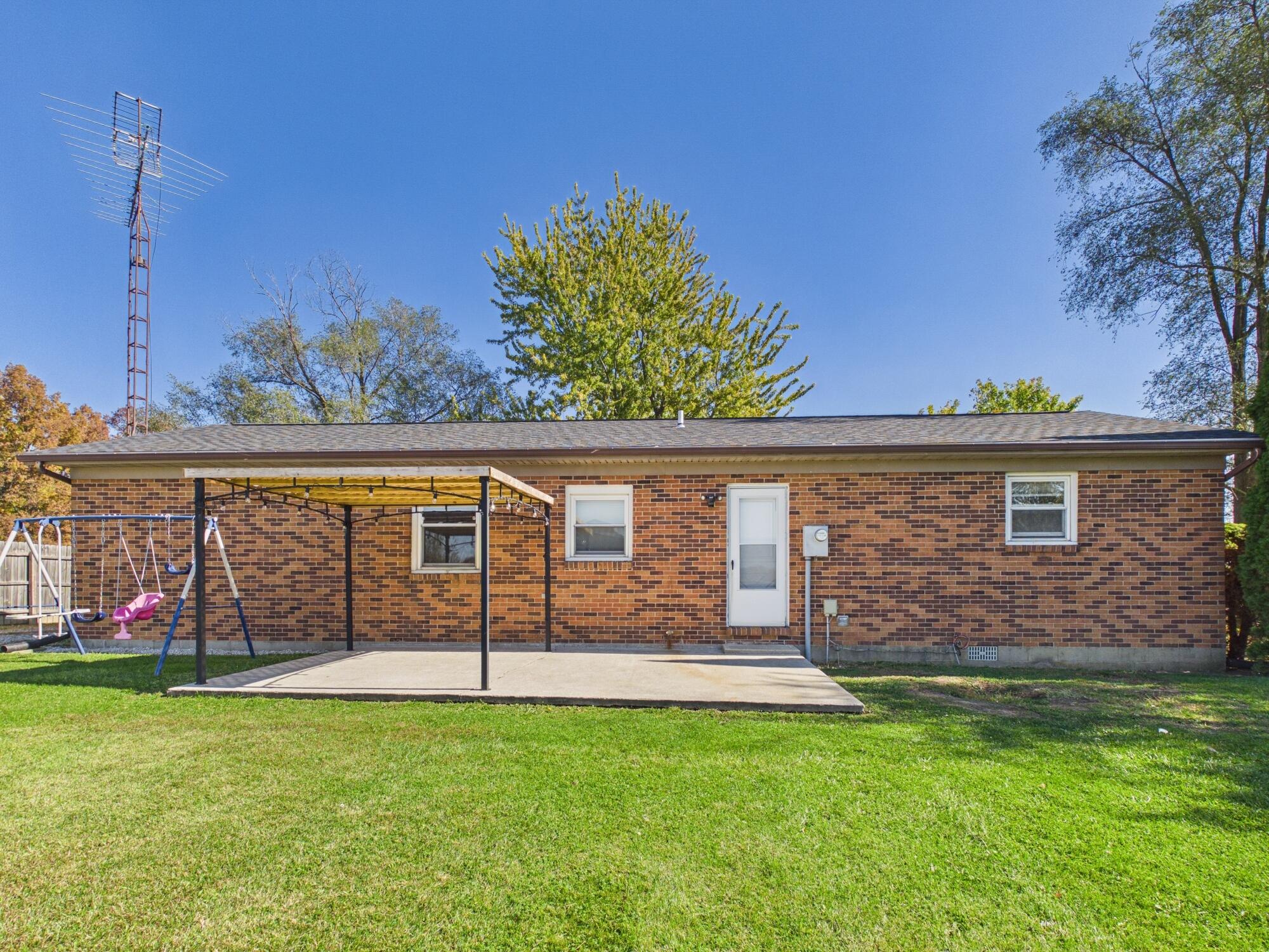 6644 Smith, Bradford, Ohio 45308