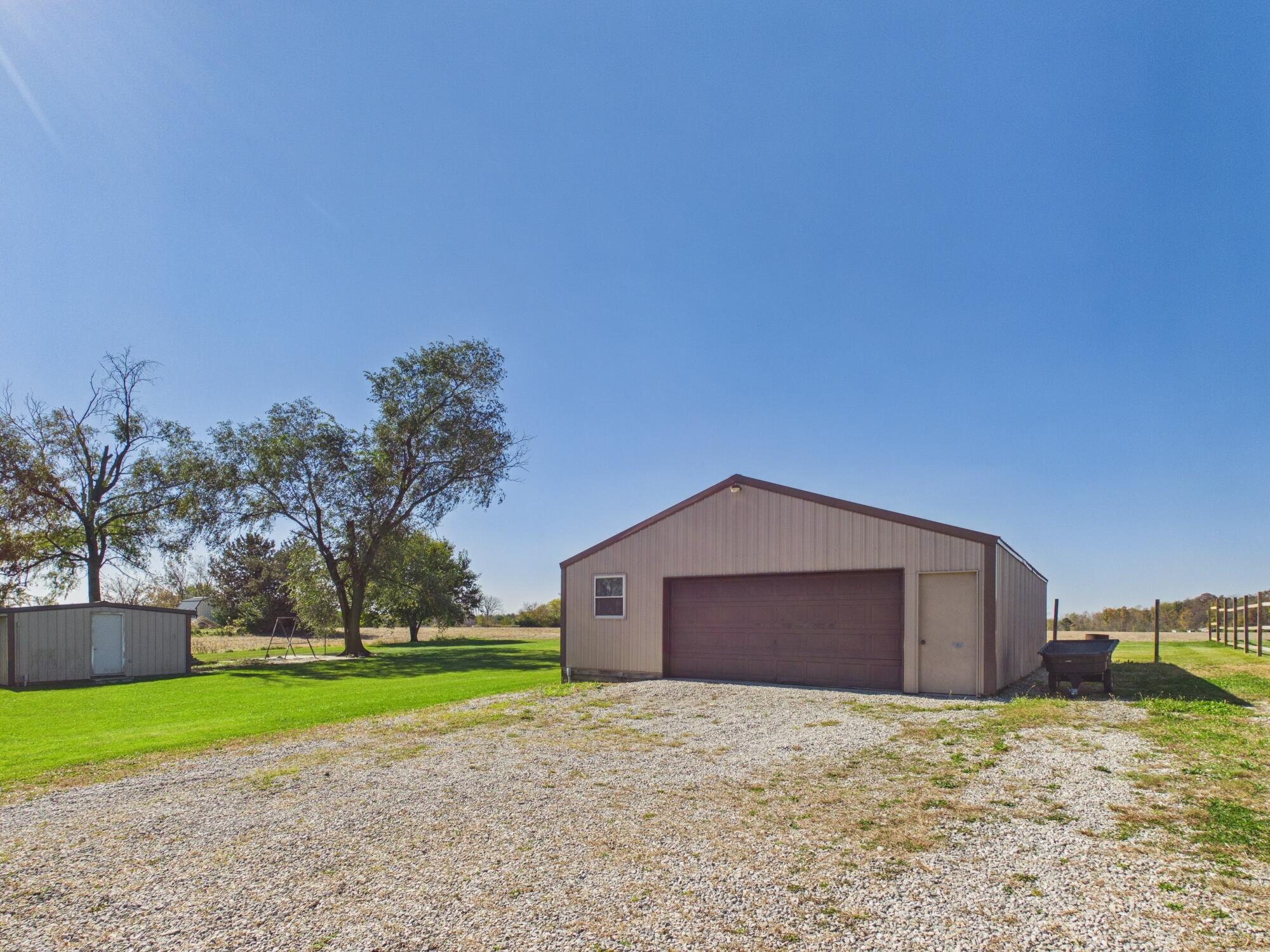 6644 Smith, Bradford, Ohio 45308
