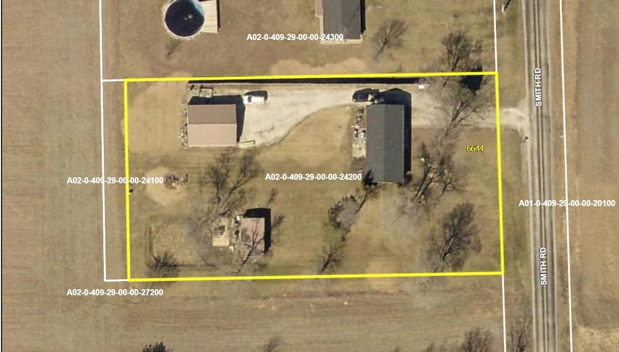 6644 Smith, Bradford, Ohio 45308