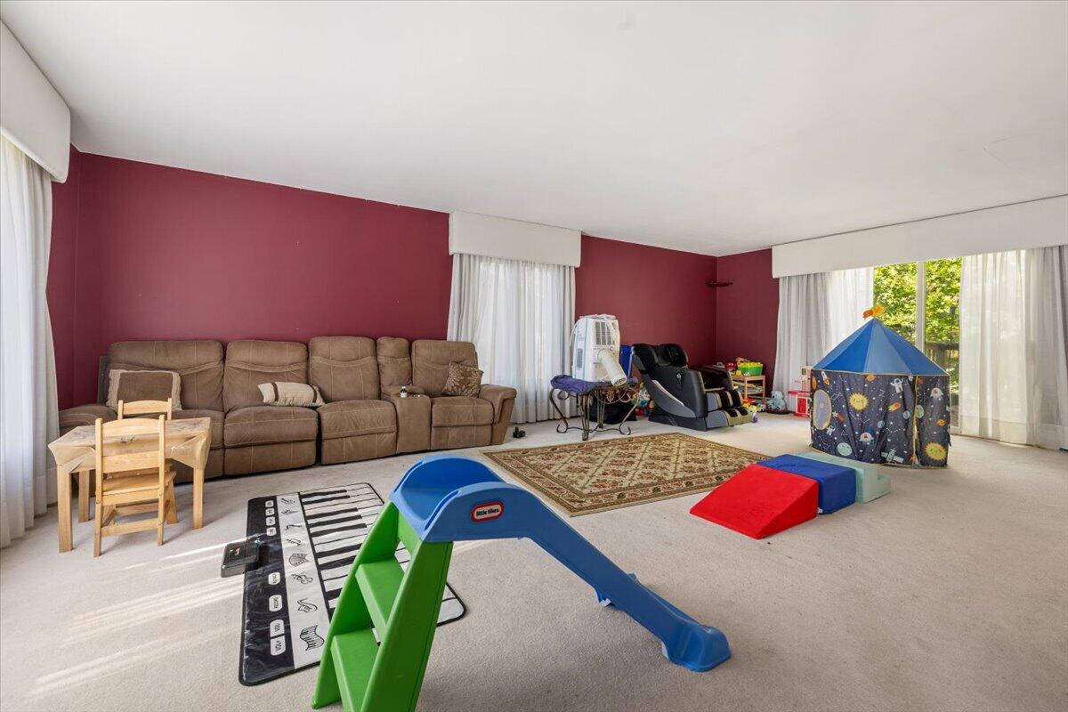 1341 Stratford, Piqua, Ohio 45356