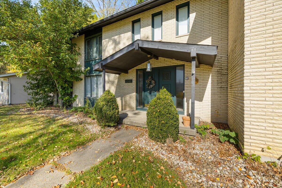 1341 Stratford, Piqua, Ohio 45356