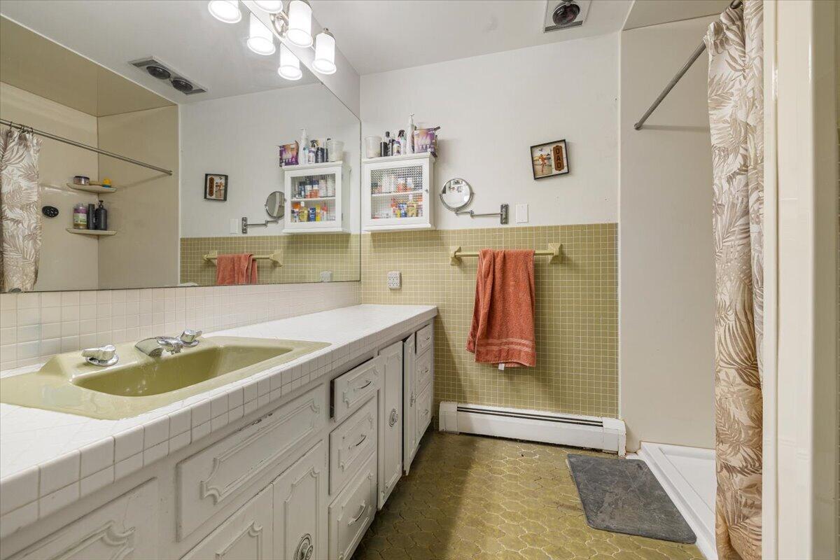 1341 Stratford, Piqua, Ohio 45356