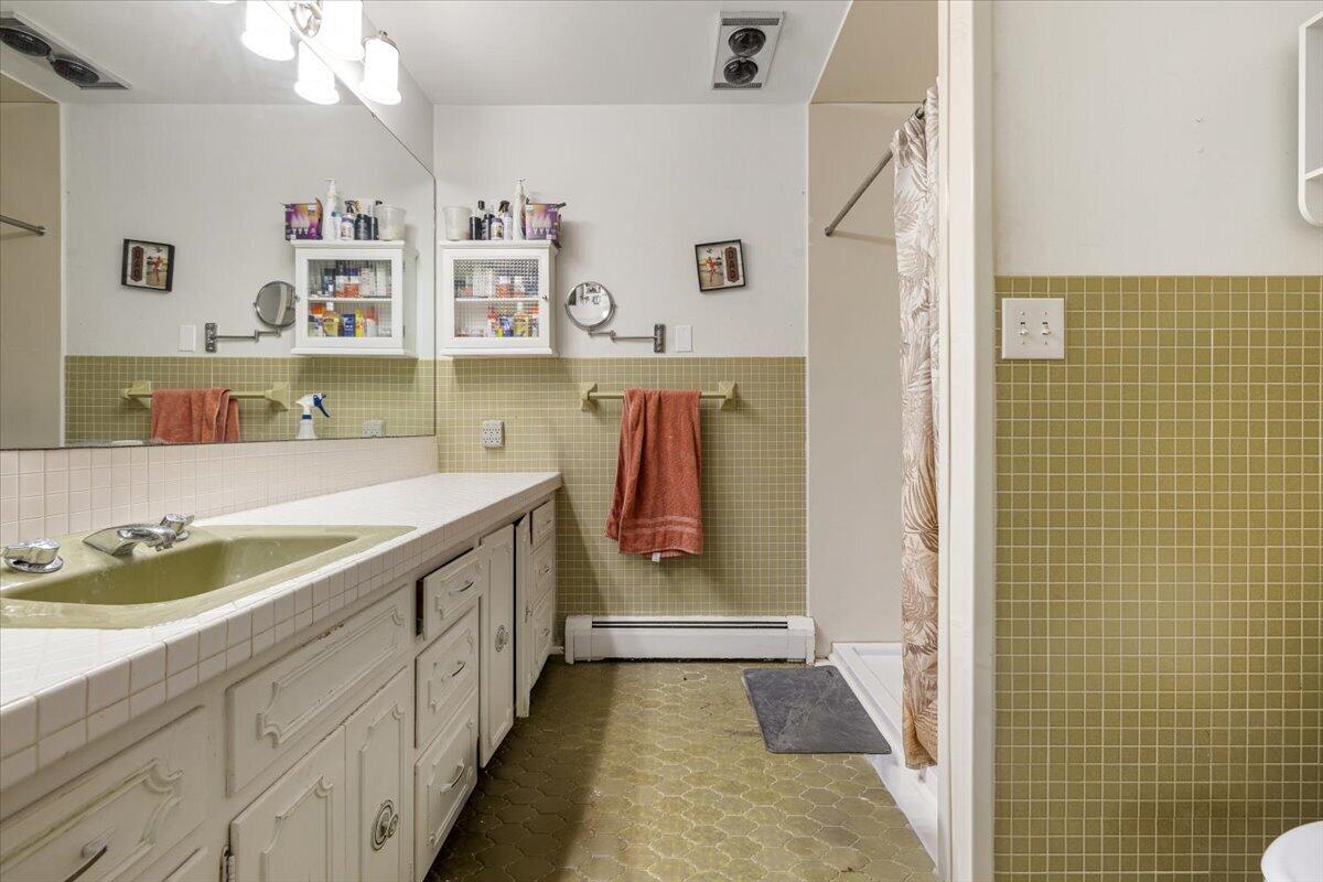 1341 Stratford, Piqua, Ohio 45356