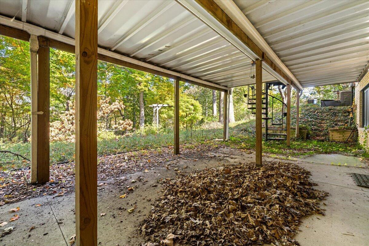 1341 Stratford, Piqua, Ohio 45356