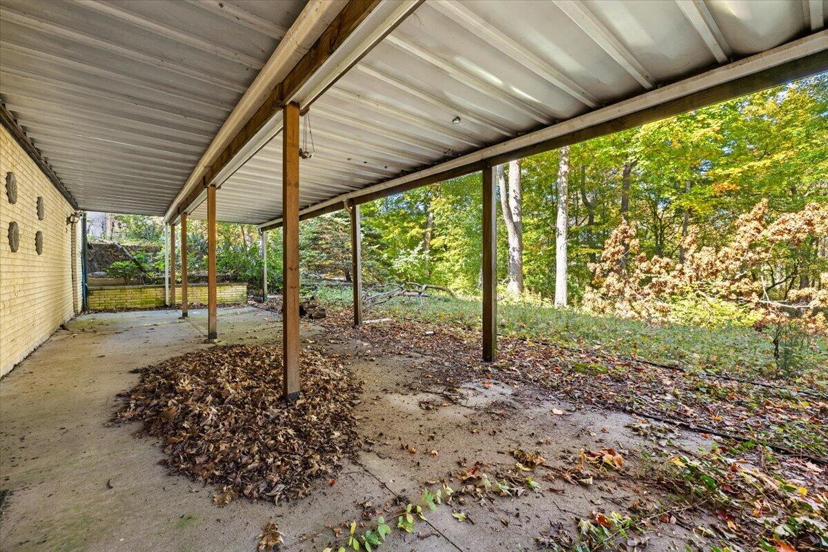 1341 Stratford, Piqua, Ohio 45356