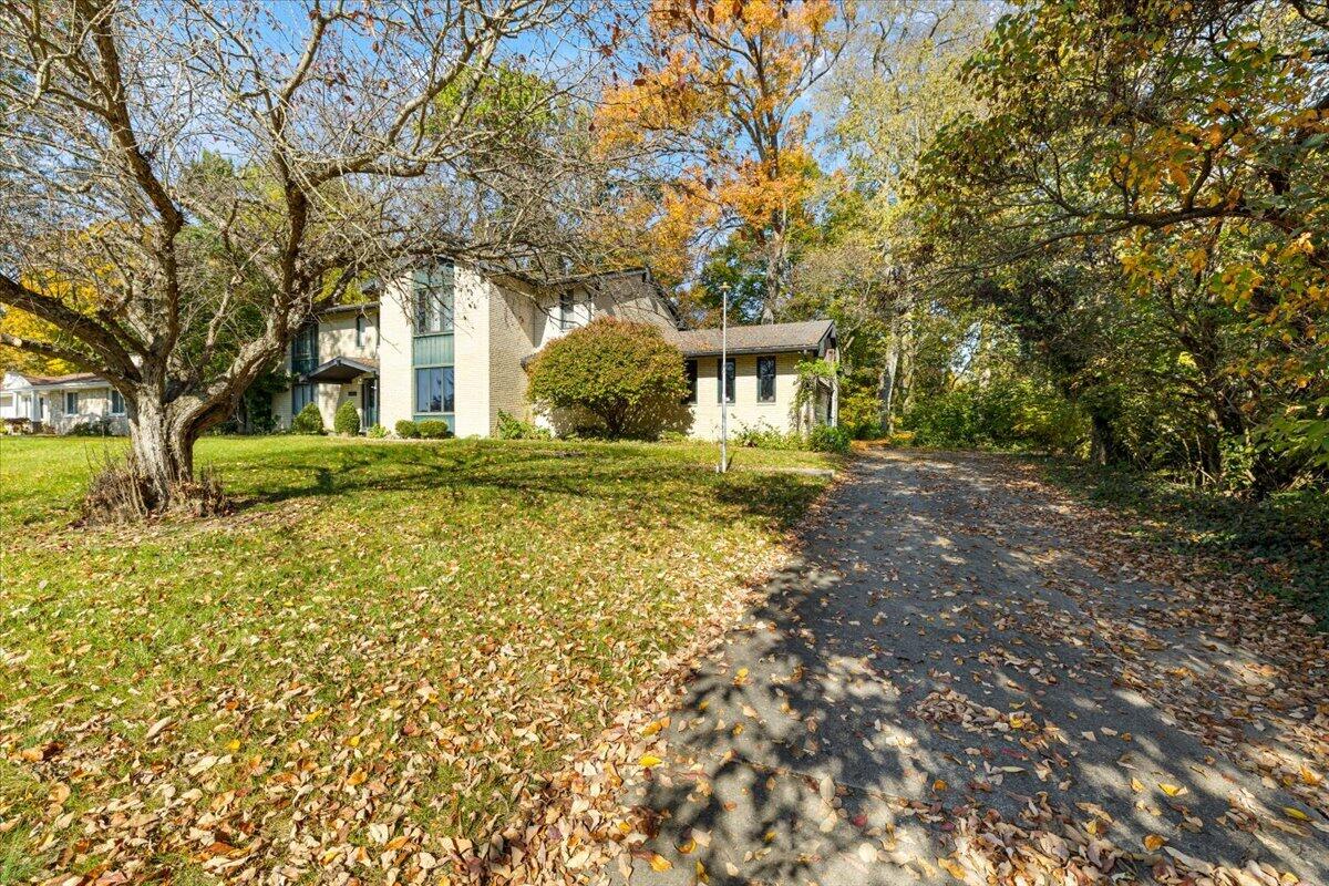 1341 Stratford, Piqua, Ohio 45356